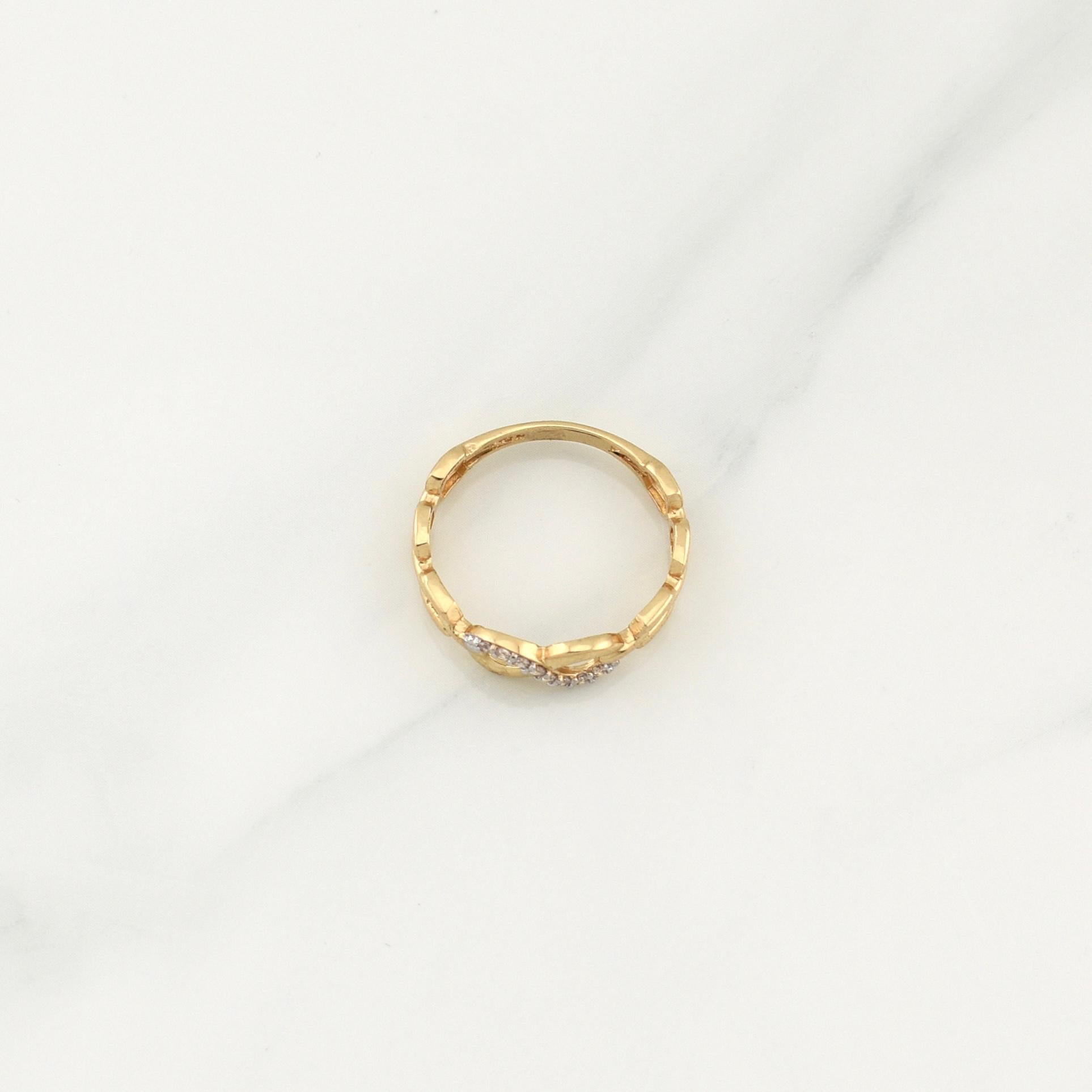 Anillo Infinito 2.25gr / T7 / Oro Amarillo 18K !