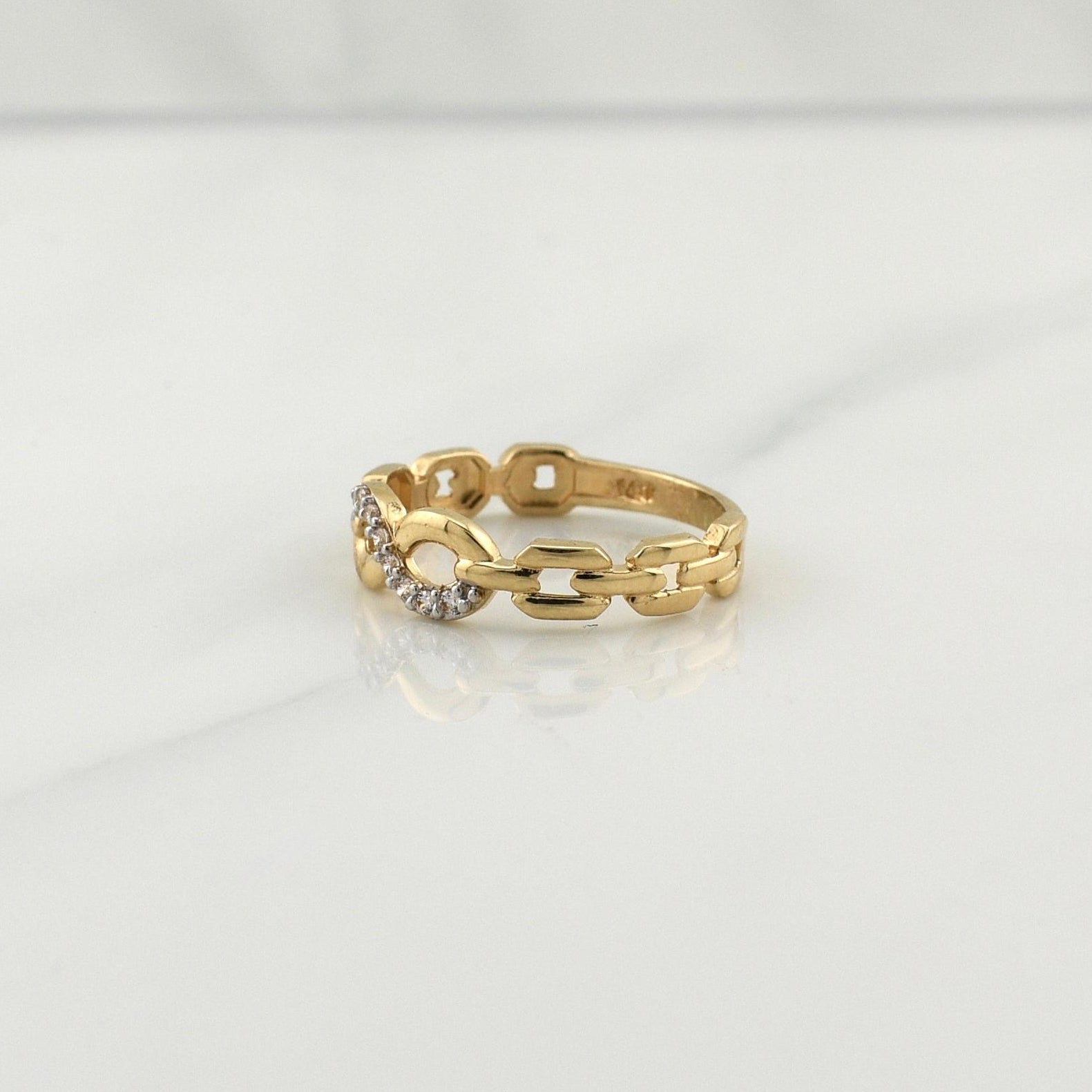 Anillo Infinito 2.25gr / T7 / Oro Amarillo 18K !