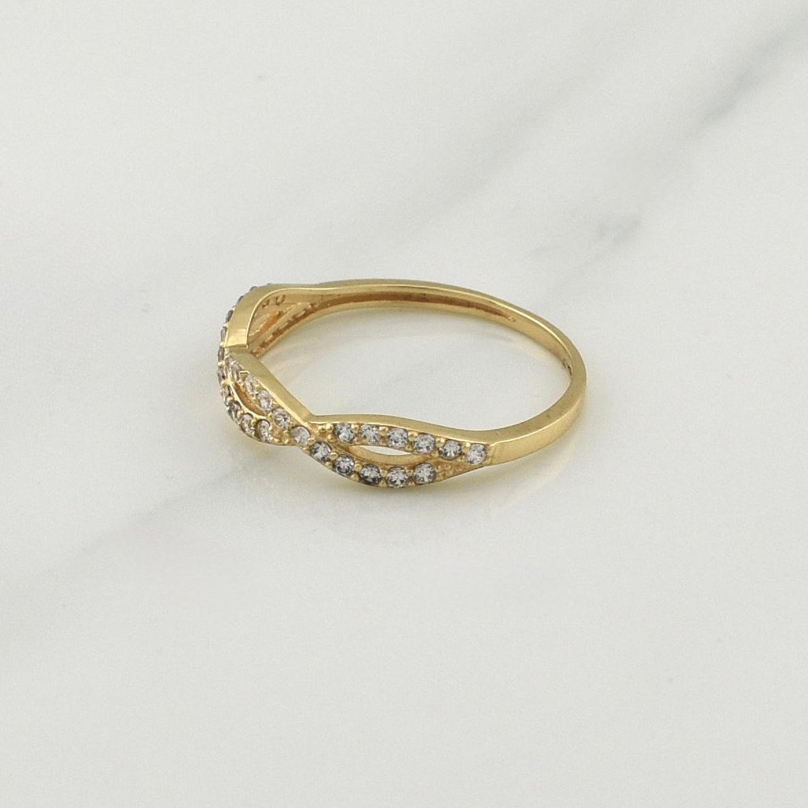 Anillo Infinitos 1.8gr / T7 3/4 / Oro Amarillo 18K !