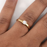 Anillo Solitario 2.6gr / T6 1/4 / Oro Amarillo 18K !