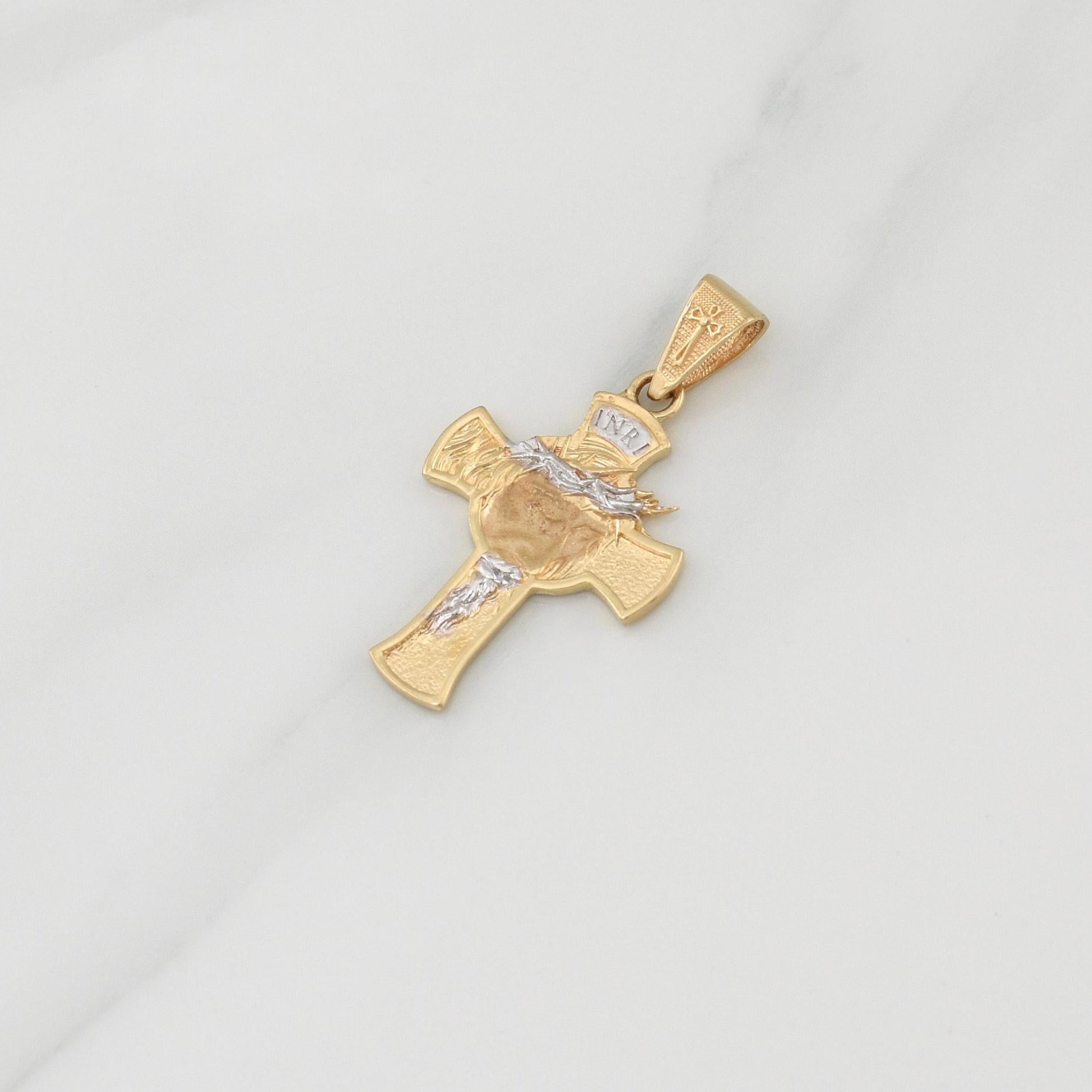 Dije Cruz Rostro Cristo 4.7gr / 1 1/2 in / Dos Oros Amarillo Blanco 18K !