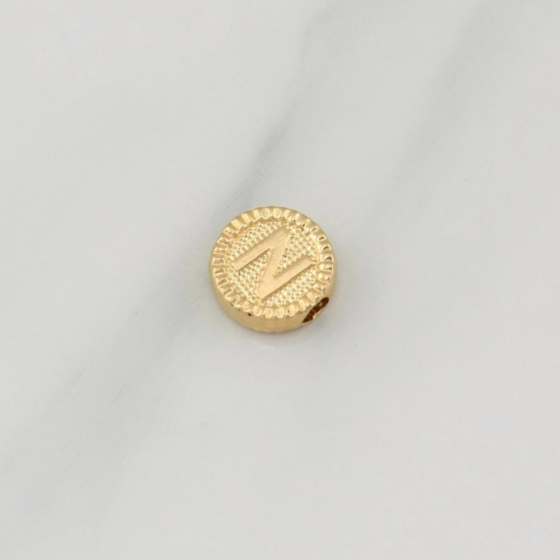 Herraje Letra N 0.35gr / 1/2 in / Oro Amarillo 18K !