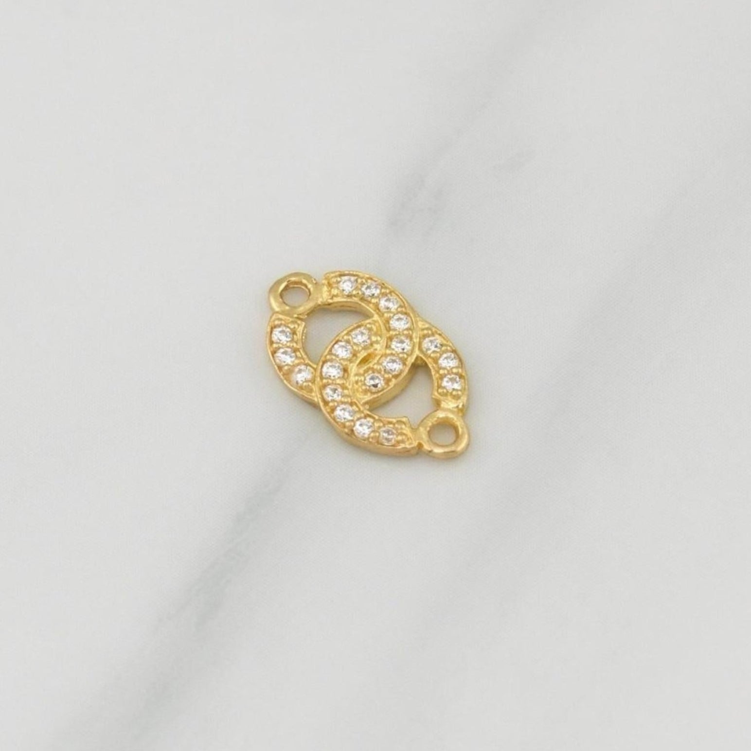 Herraje Ola Cruzada 0.7gr / 1/2 in / Oro Amarillo 18K !