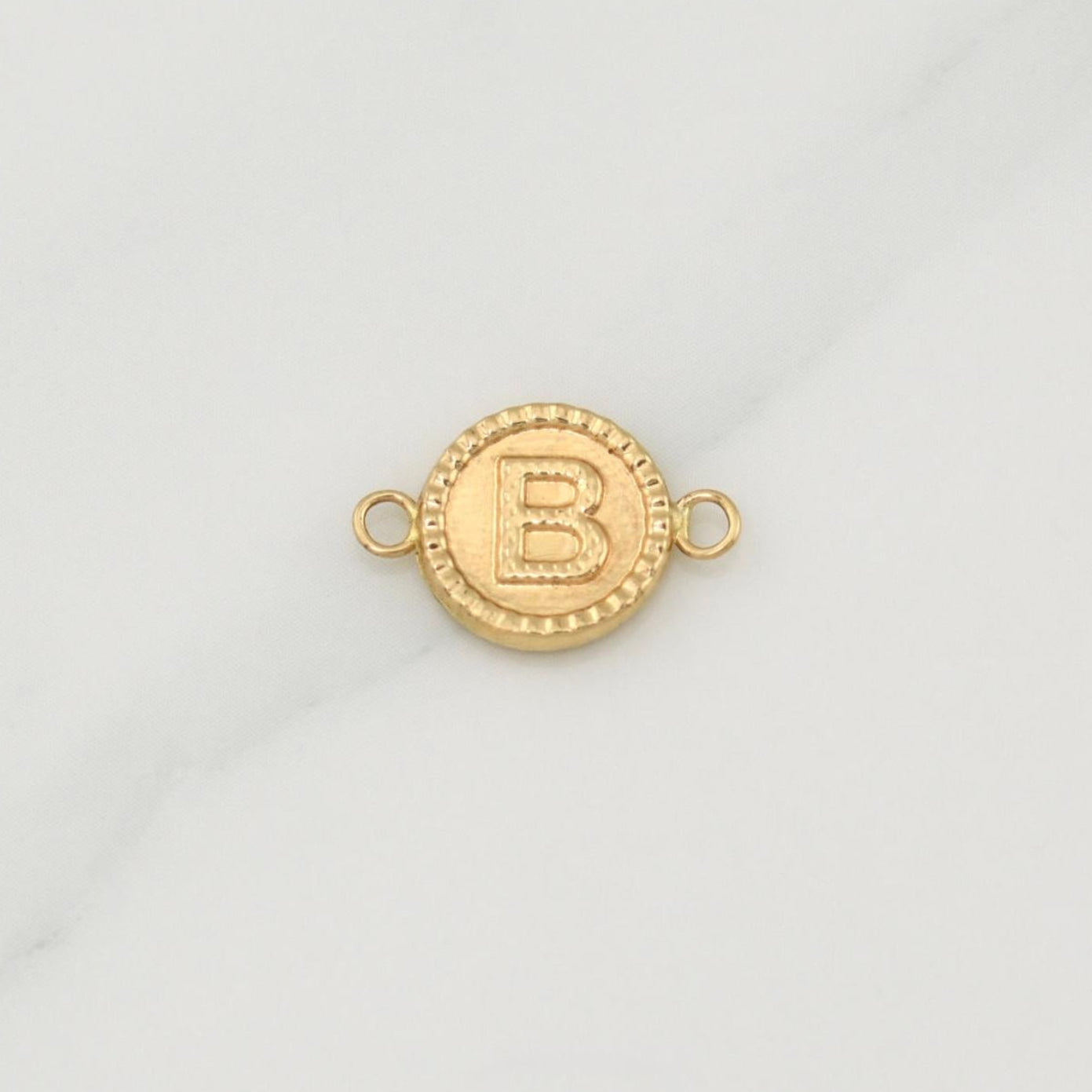 Herraje Letra B 0.45gr / 1/2 in / Oro Amarillo 18K !