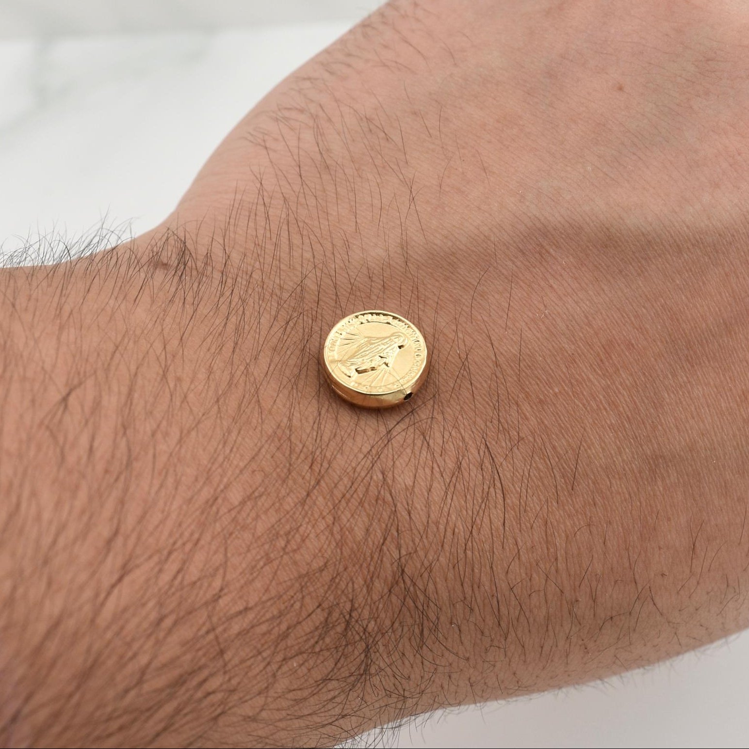 Herraje Virgen Milagrosa 0.75gr / 1/2 in / Oro Amarillo 18K !