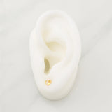 Topos Silueta Corazon Oblicuo 0.5gr / 5.9mm Oro Amarillo 18K !