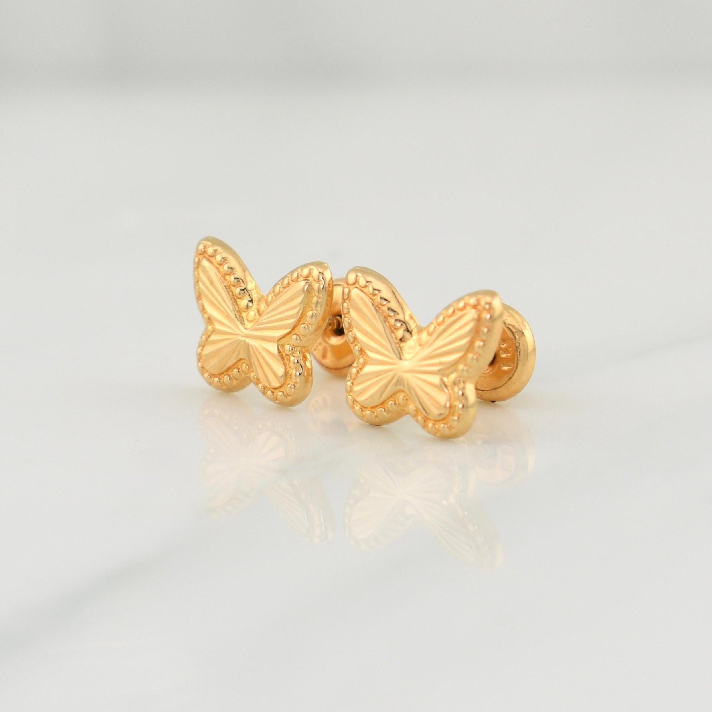 Topos Mariposa Diamantada 1.05gr / 10.15mm Oro Amarillo 18K !