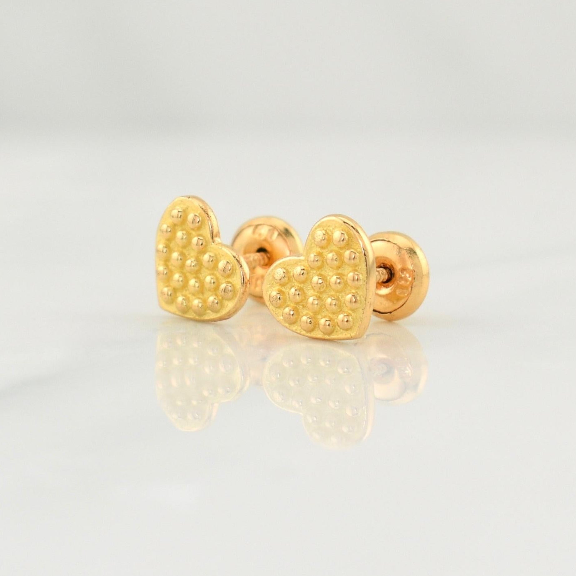 Topos Corazon 1.45gr / 7.9mm Oro Amarillo 18K !