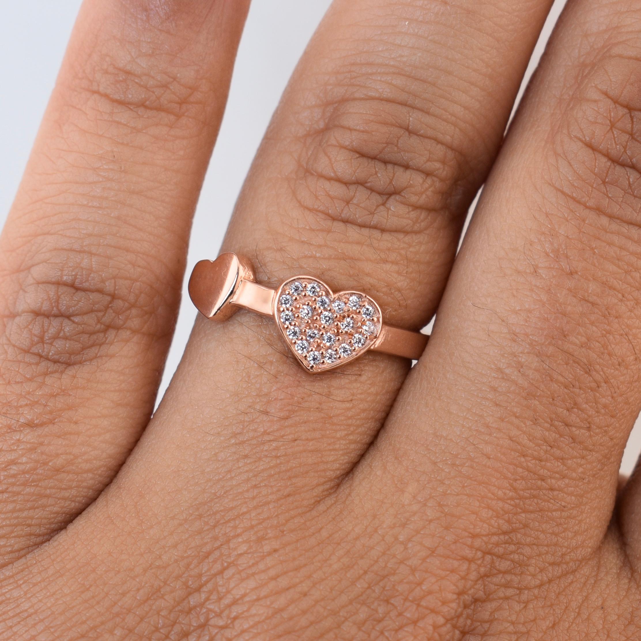 Anillo Corazones 2.1gr / T6 1/2 / Oro Rosa 18K !