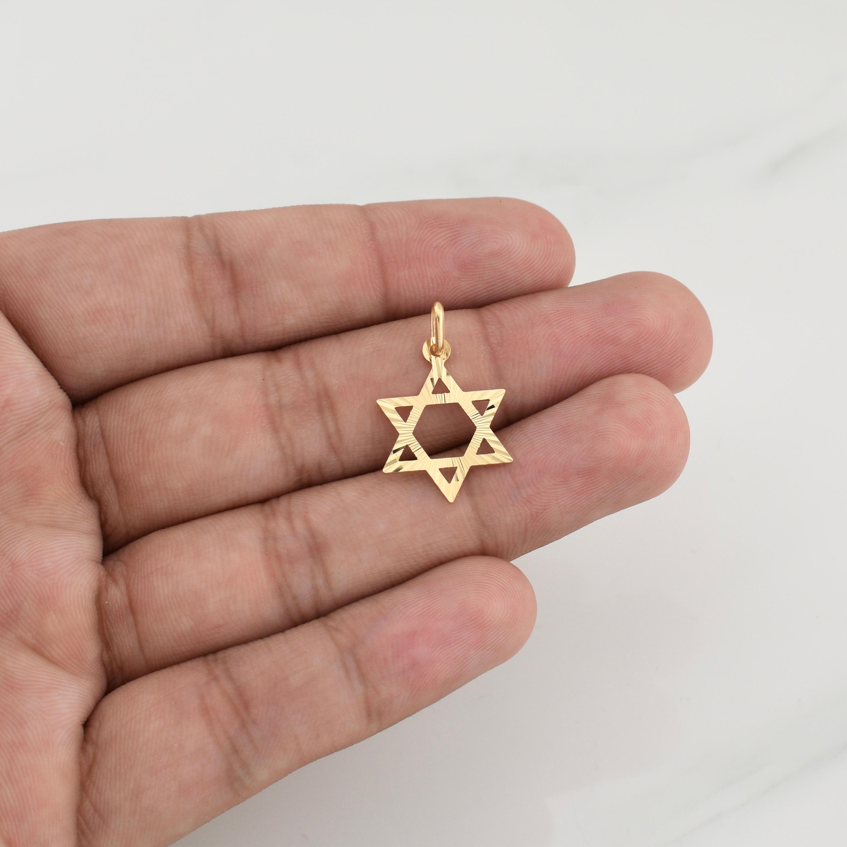 Pendant Star of David 1.1 g / 1 in Yellow Gold 18K