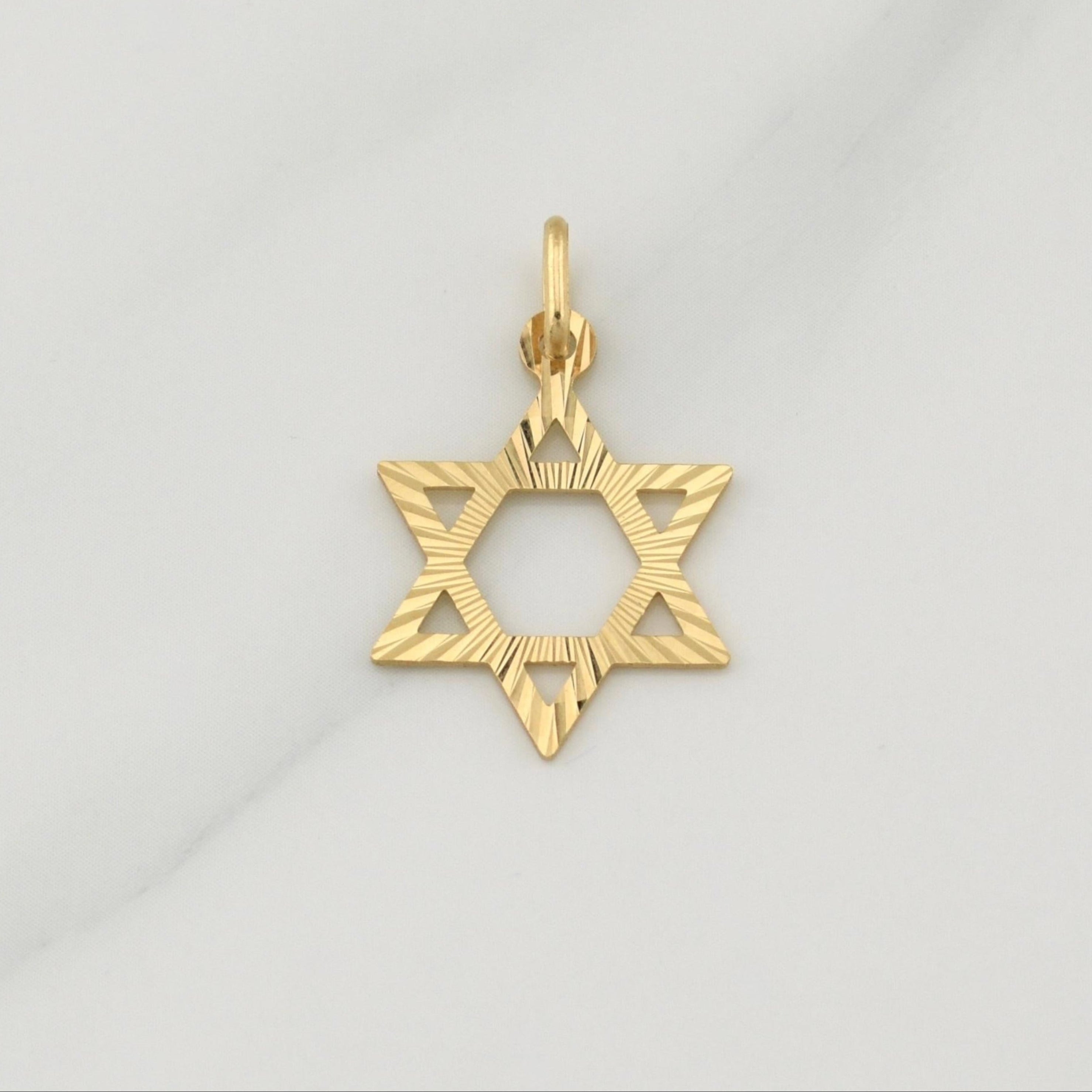 Pendant Star of David 1.1 g / 1 in Yellow Gold 18K