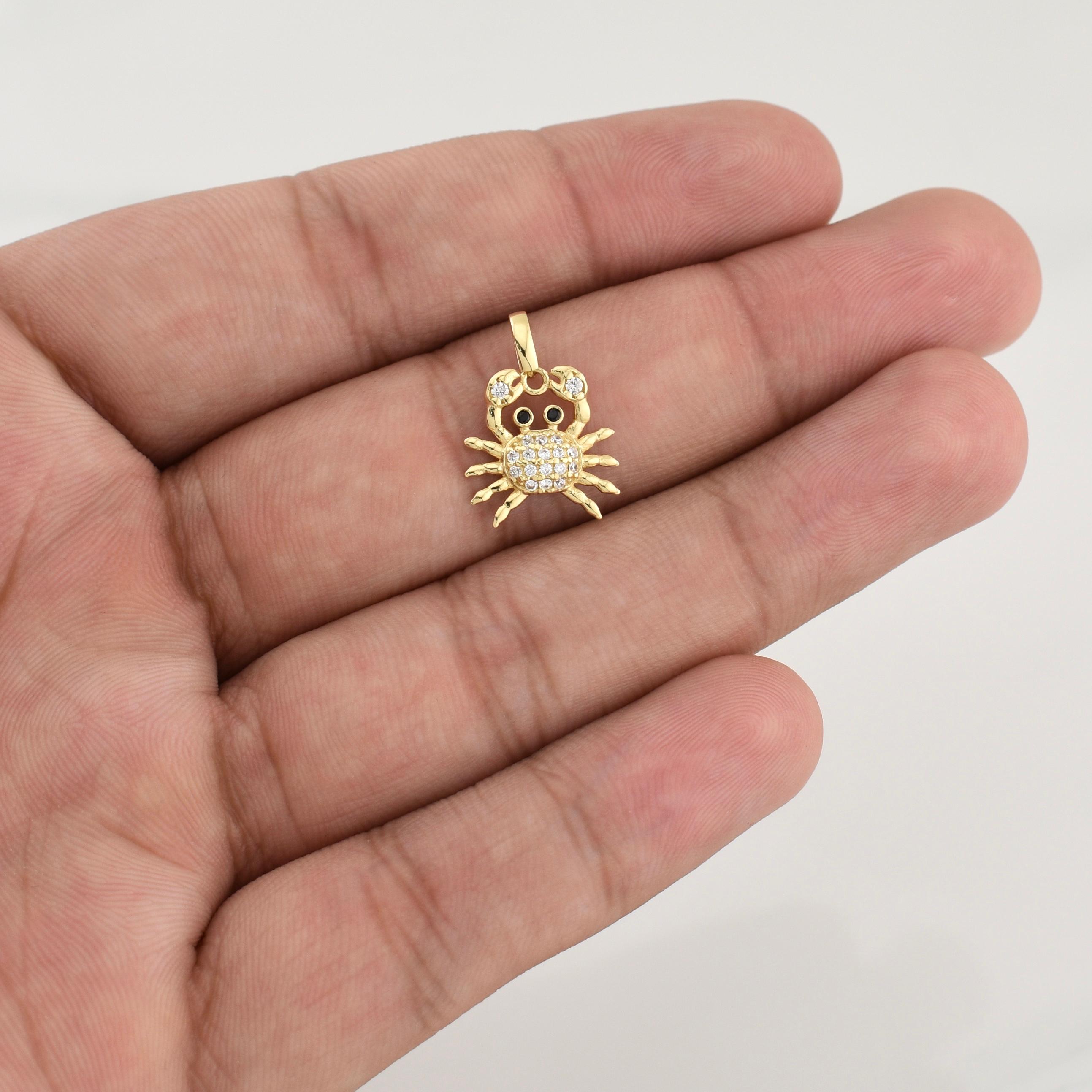 Dije Cangrejo 1.2 g / 3/4 in Oro Amarillo 18K