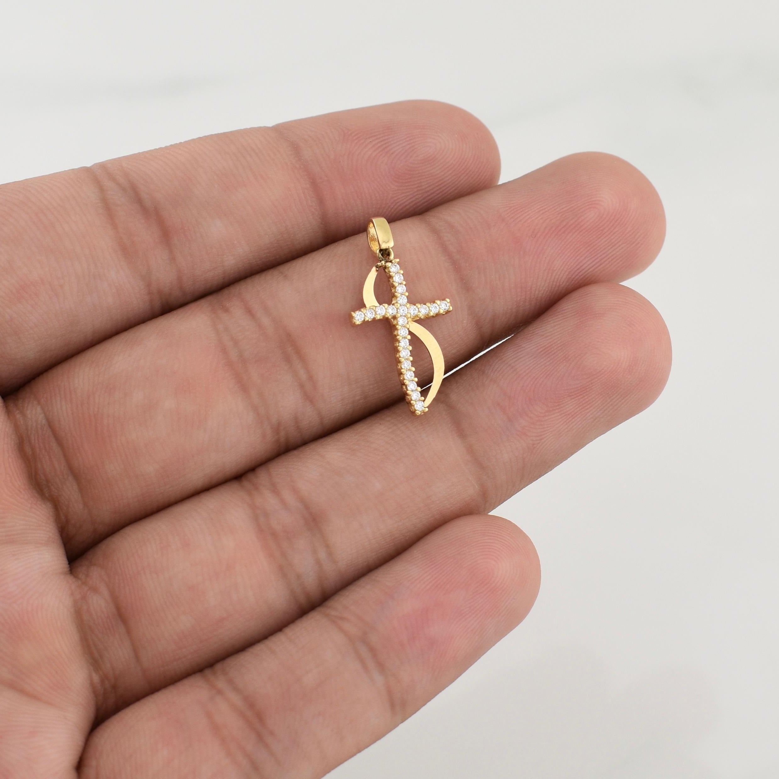 Dije Cruz 1.1 g / 1 in Oro Amarillo 18K