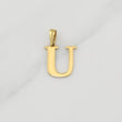 Dije Letra U 1.35 g / 3/4 in Oro Amarillo 18K