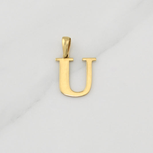 Dije Letra U 1.35 g / 3/4 in Oro Amarillo 18K