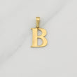 Dije Letra B 1.5 g / 3/4 in Oro Amarillo 18K