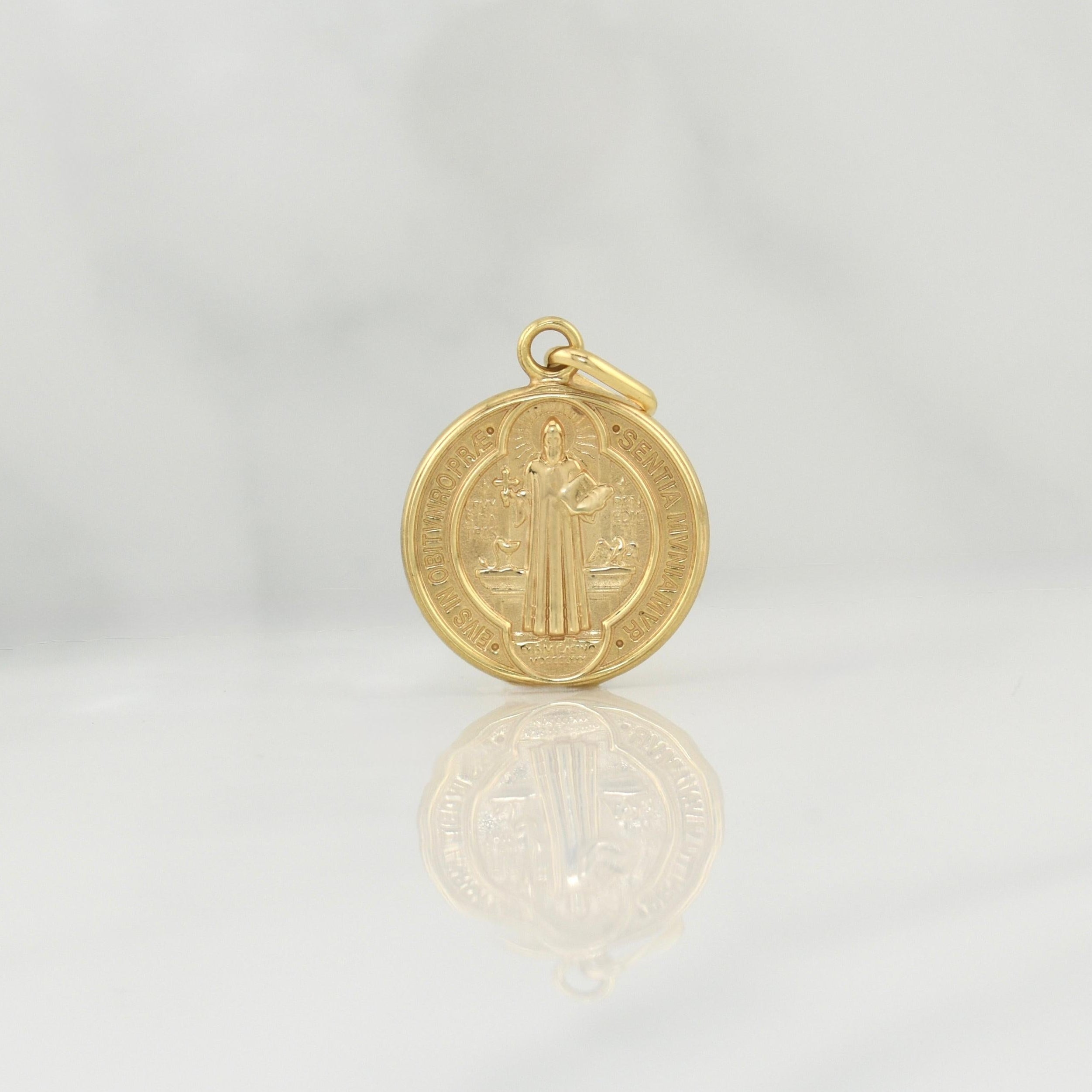 Pendant San Benito 2 g / 1 in Yellow Gold 18K