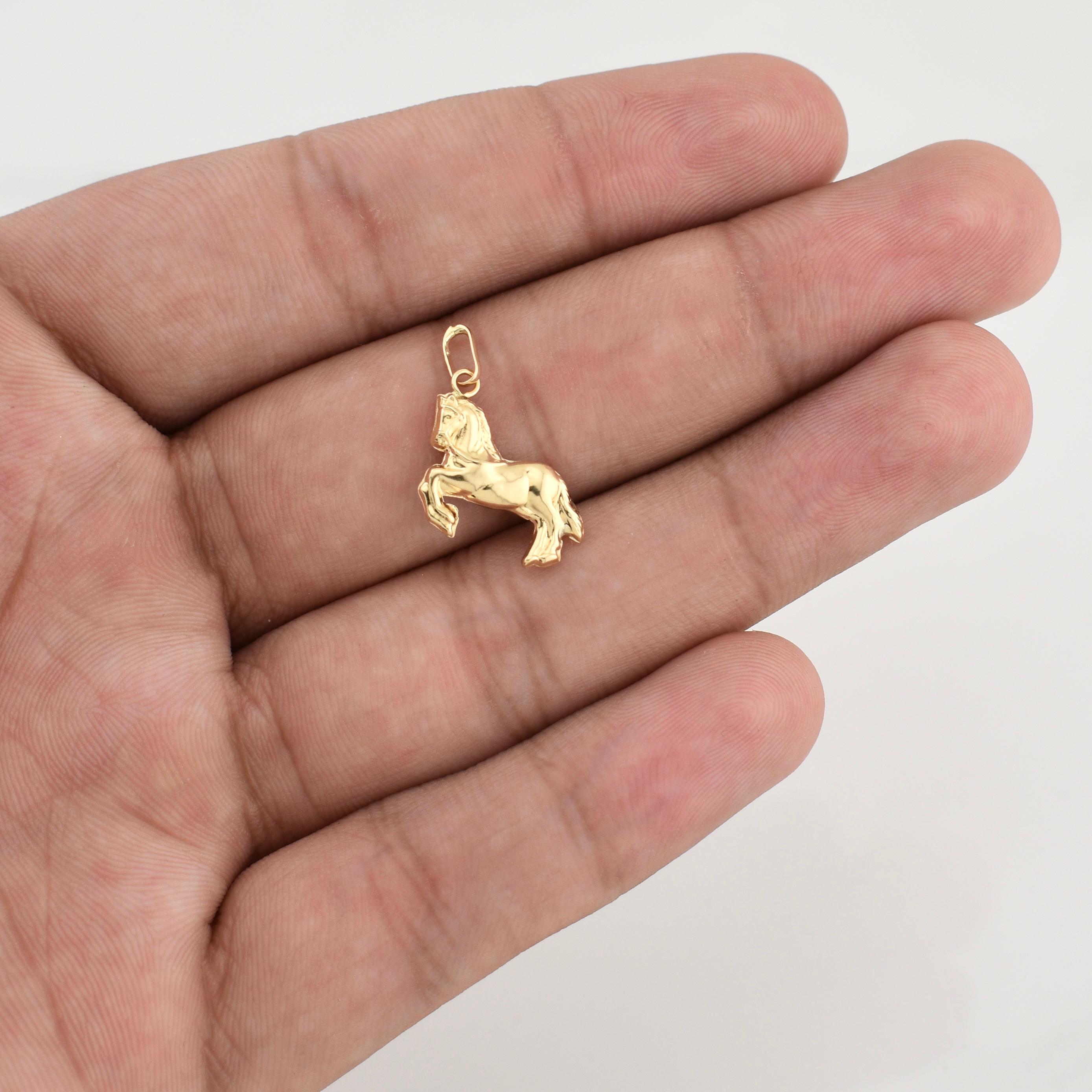 Dije Caballo 0.9 g / 3/4 in Oro Amarillo 18K