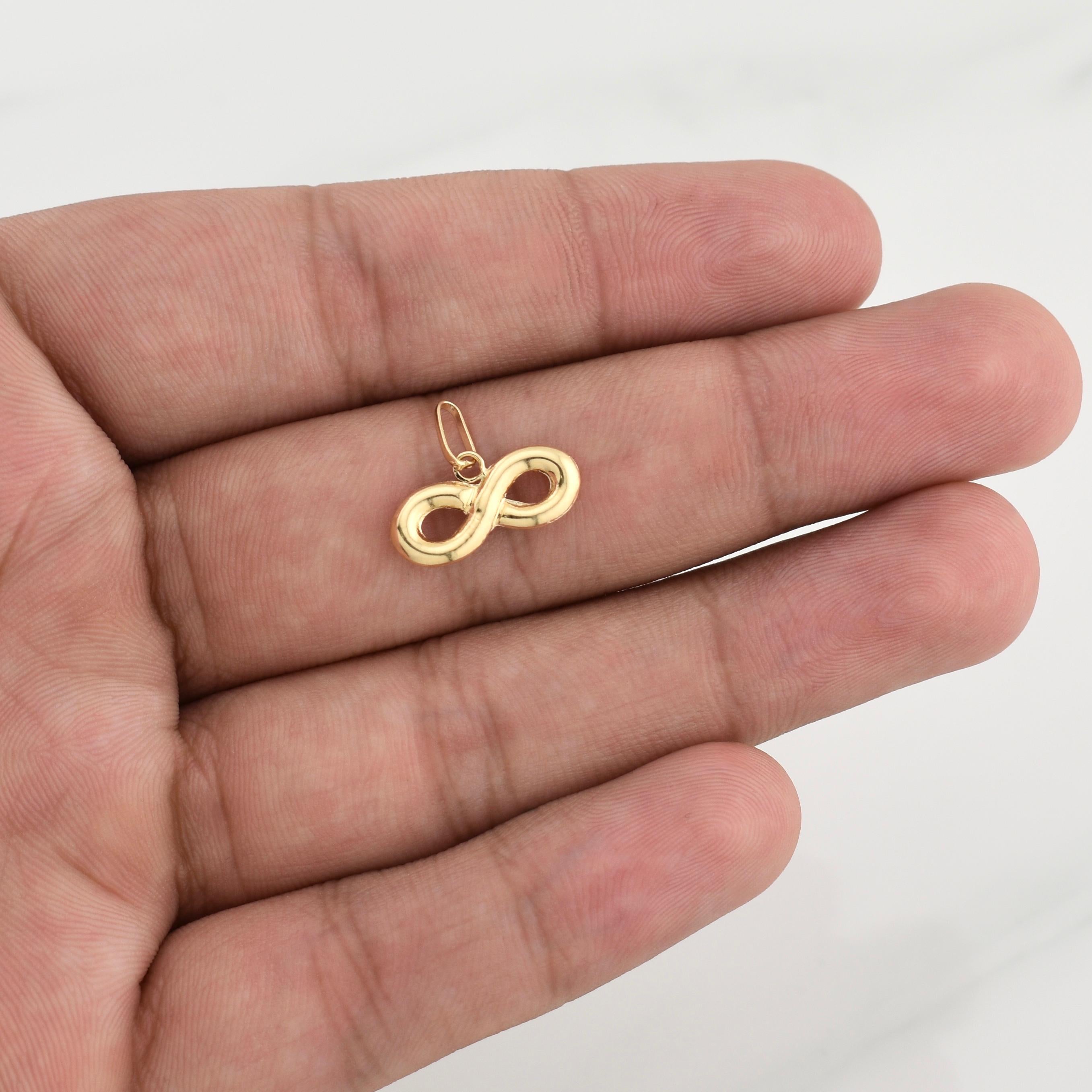 Dije Infinito 0.75 g / 1/2 in Oro Amarillo 18K