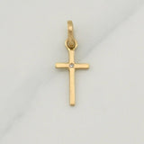 Dije Cruz 0.45 g / 3/4 in Oro Amarillo 18K