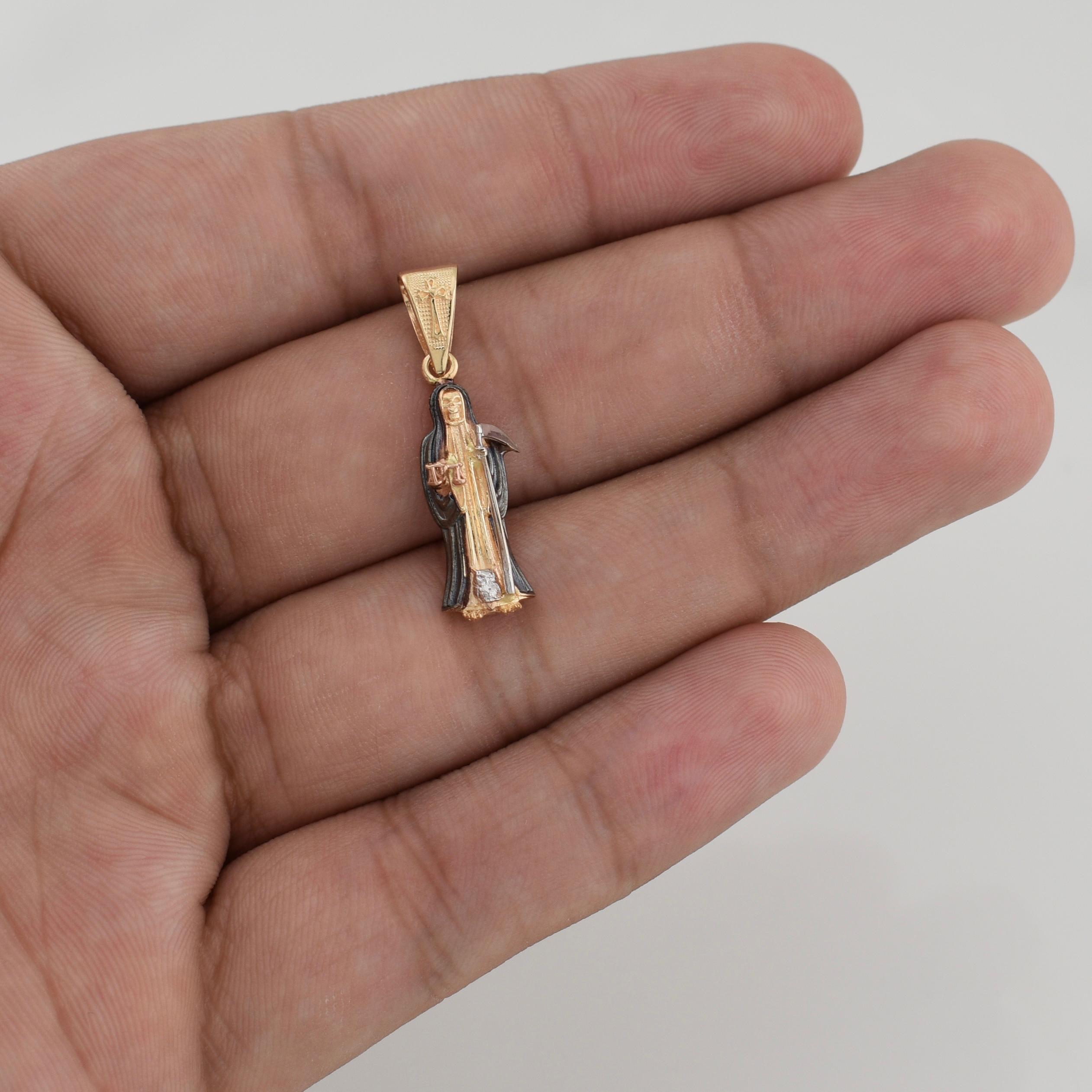 Dije Santa Muerte 2.65 g / 1 1/4 in Tres Oros 18K