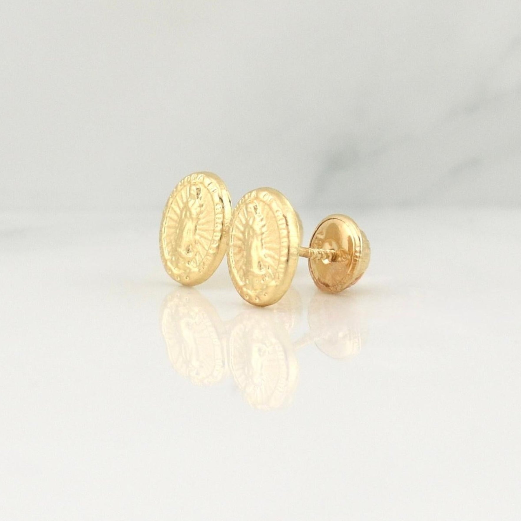 Stud Earrings Virgen De La Guadalupe 0.7 g / in / 8 mm Yellow Gold 18K