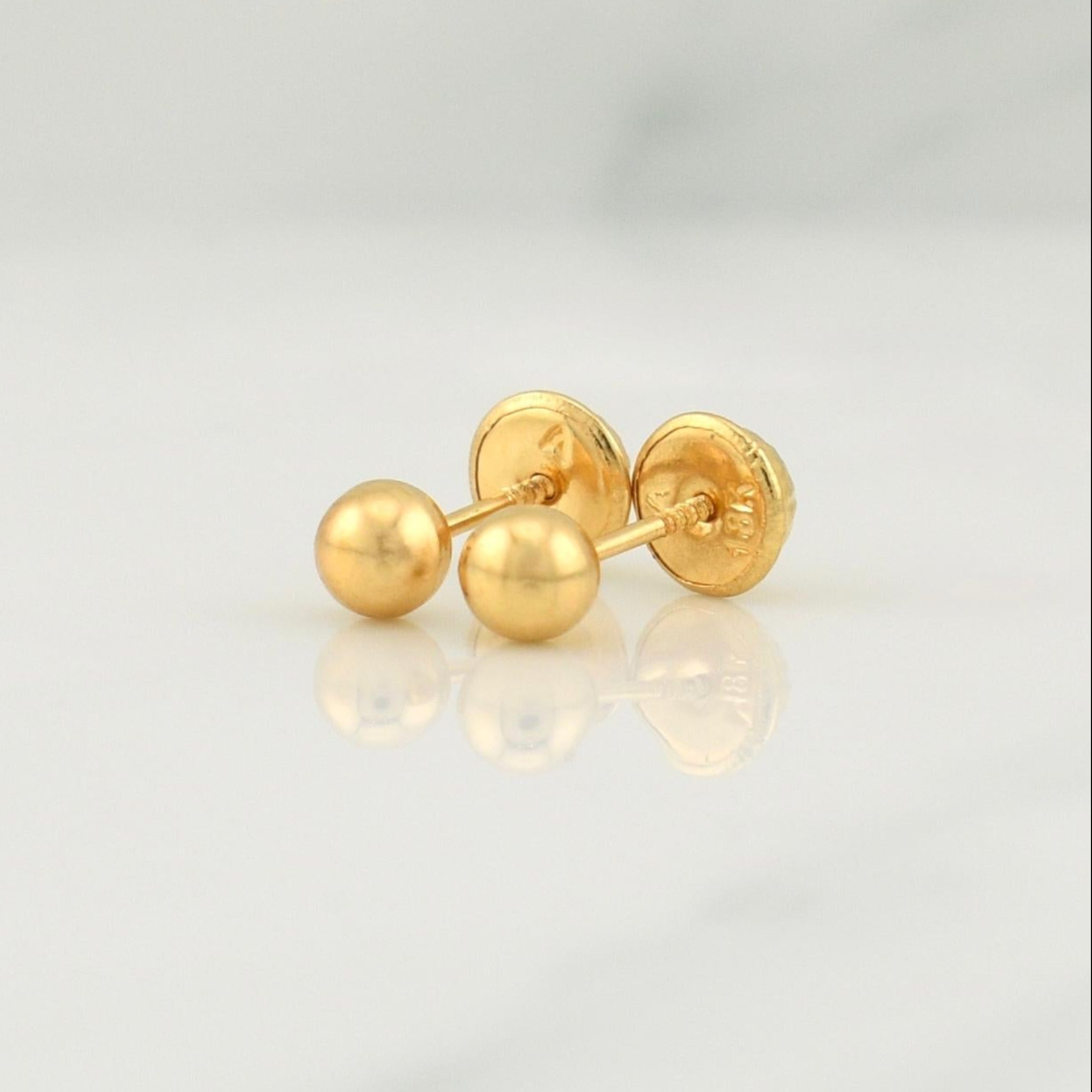 Stud Earrings Bead 0.45 g / in / 4 mm Yellow Gold 18K