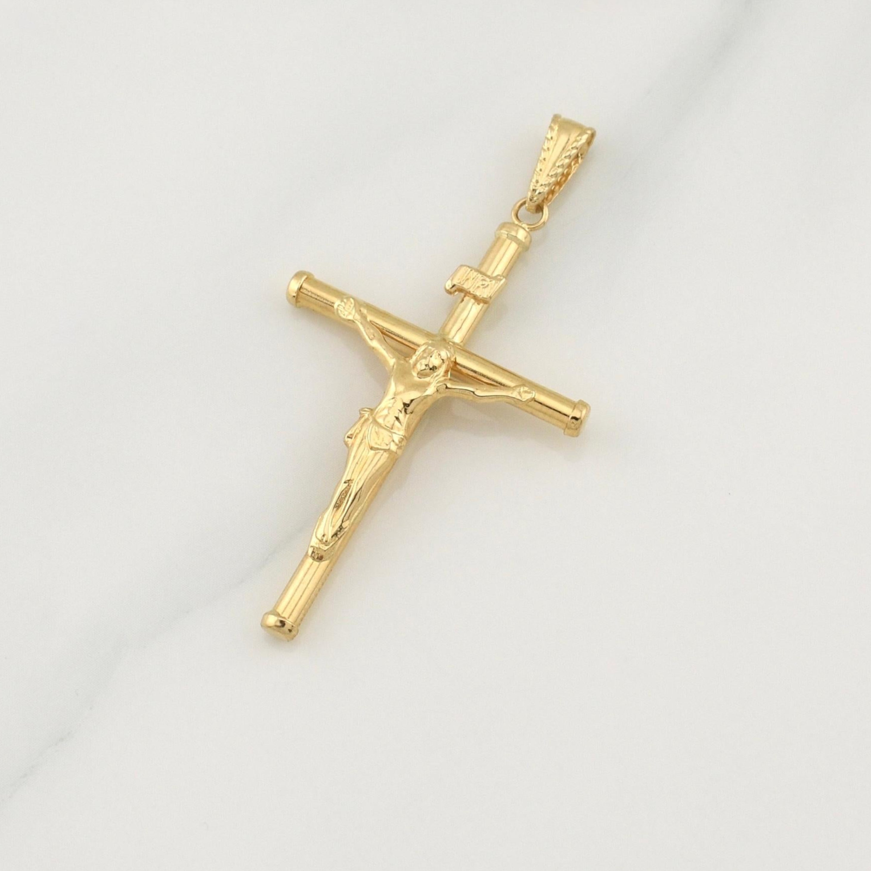 Dije Cruz Cristo 2.25 g / 2 in Oro Amarillo 18K
