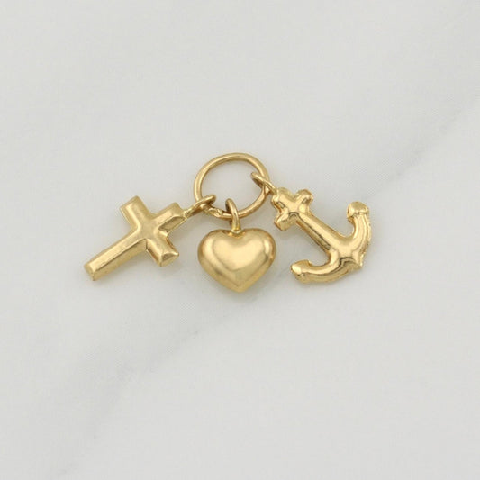 Dije Tres Gracias 0.55 g / 3/4 in Oro Amarillo 18K