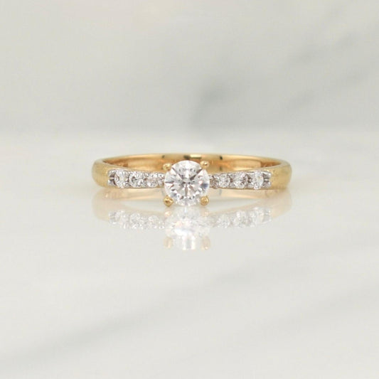 Anillo Solitario 1.6 g / T5,5 Oro Amarillo 18K