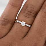 Anillo Solitario 1.6 g / T5,5 Oro Amarillo 18K