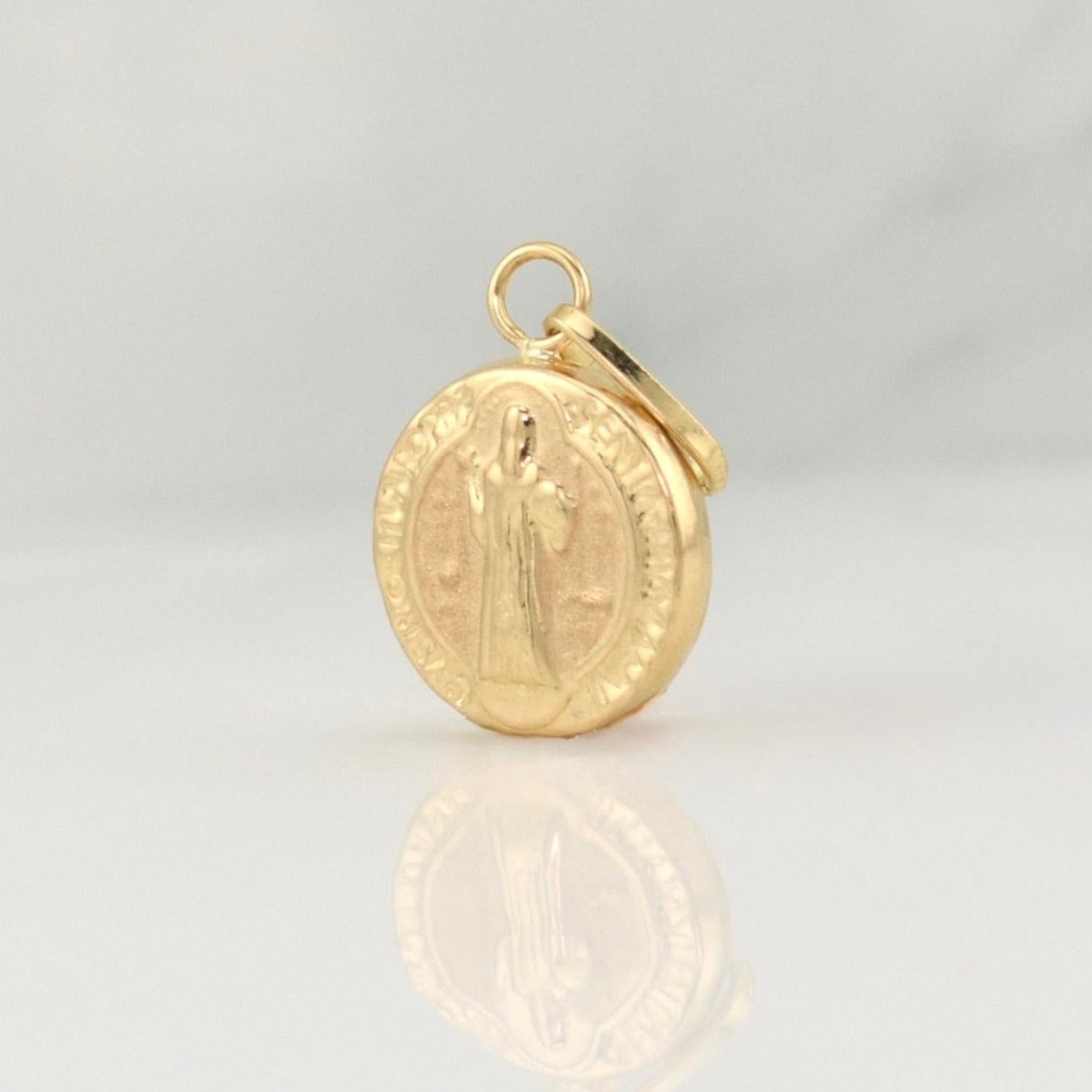 Dije San Benito 0.55 g / 3/4 in Oro Amarillo 18K