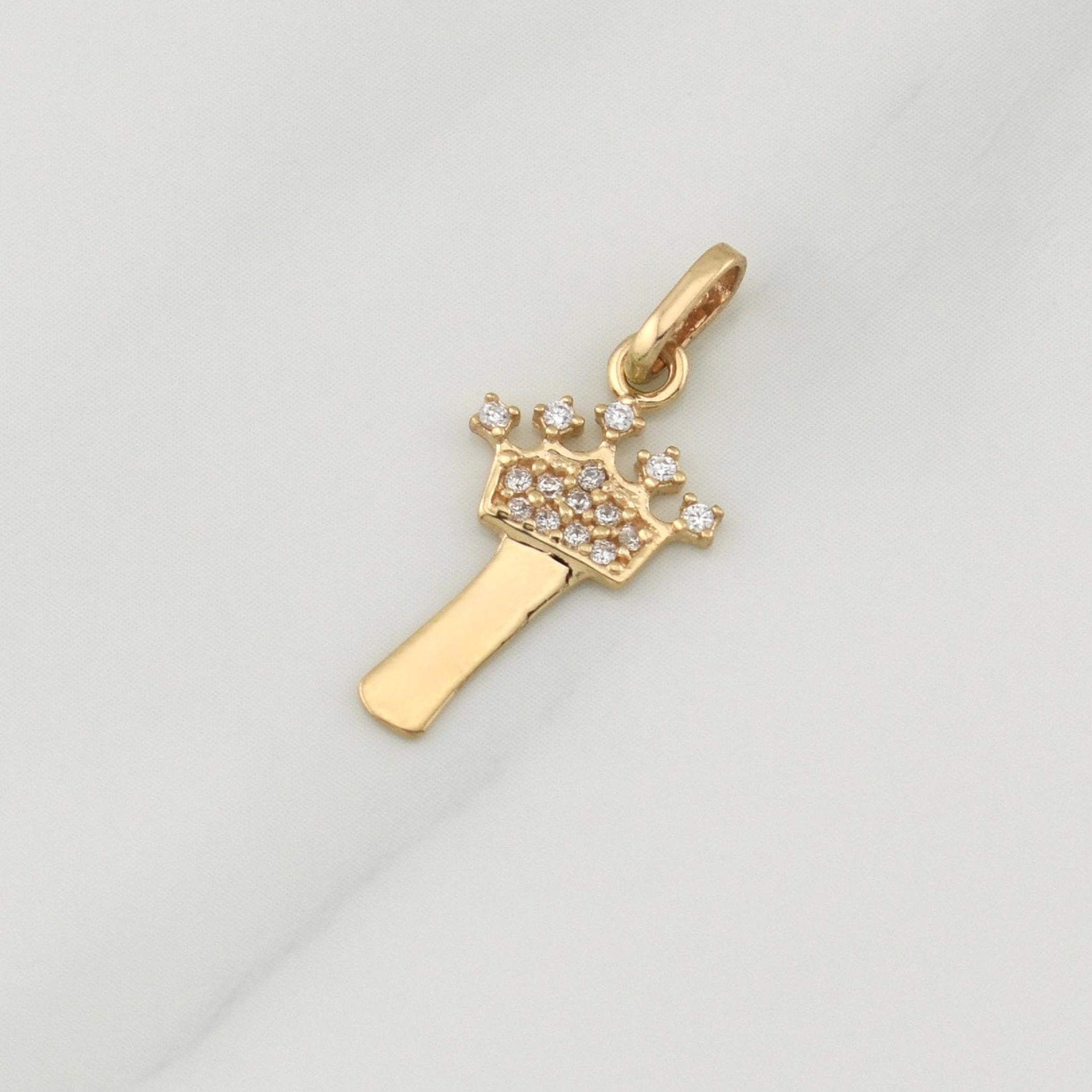 Pendant Letter I Crown 0.65 g / 3/4 in 18K Yellow Gold