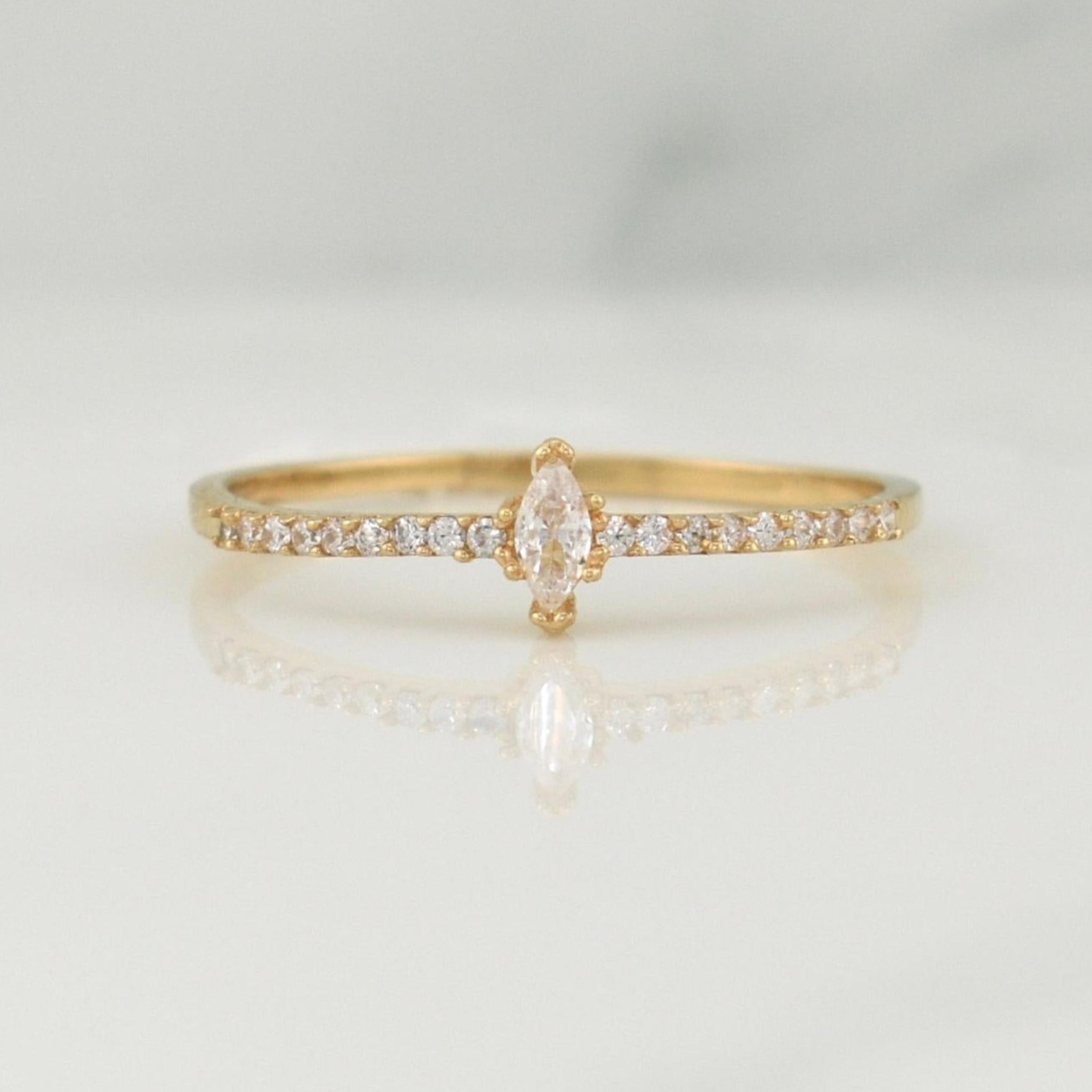 Anillo Churumbela 1.1 g / T7,25 Oro Amarillo 18K