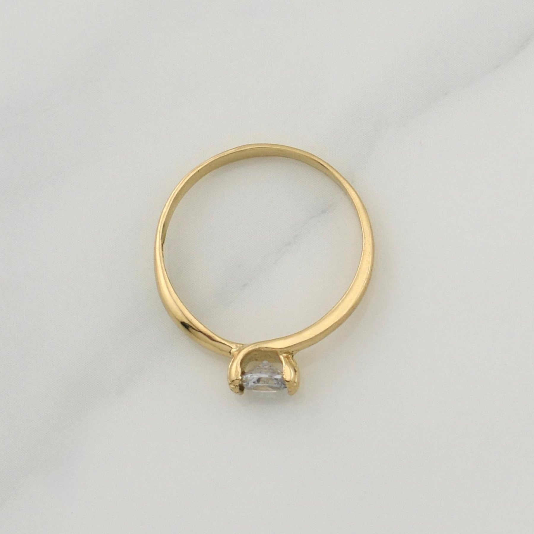 Anillo Solitario Abrazo 1.65 g / T5,75 Oro Amarillo 18K