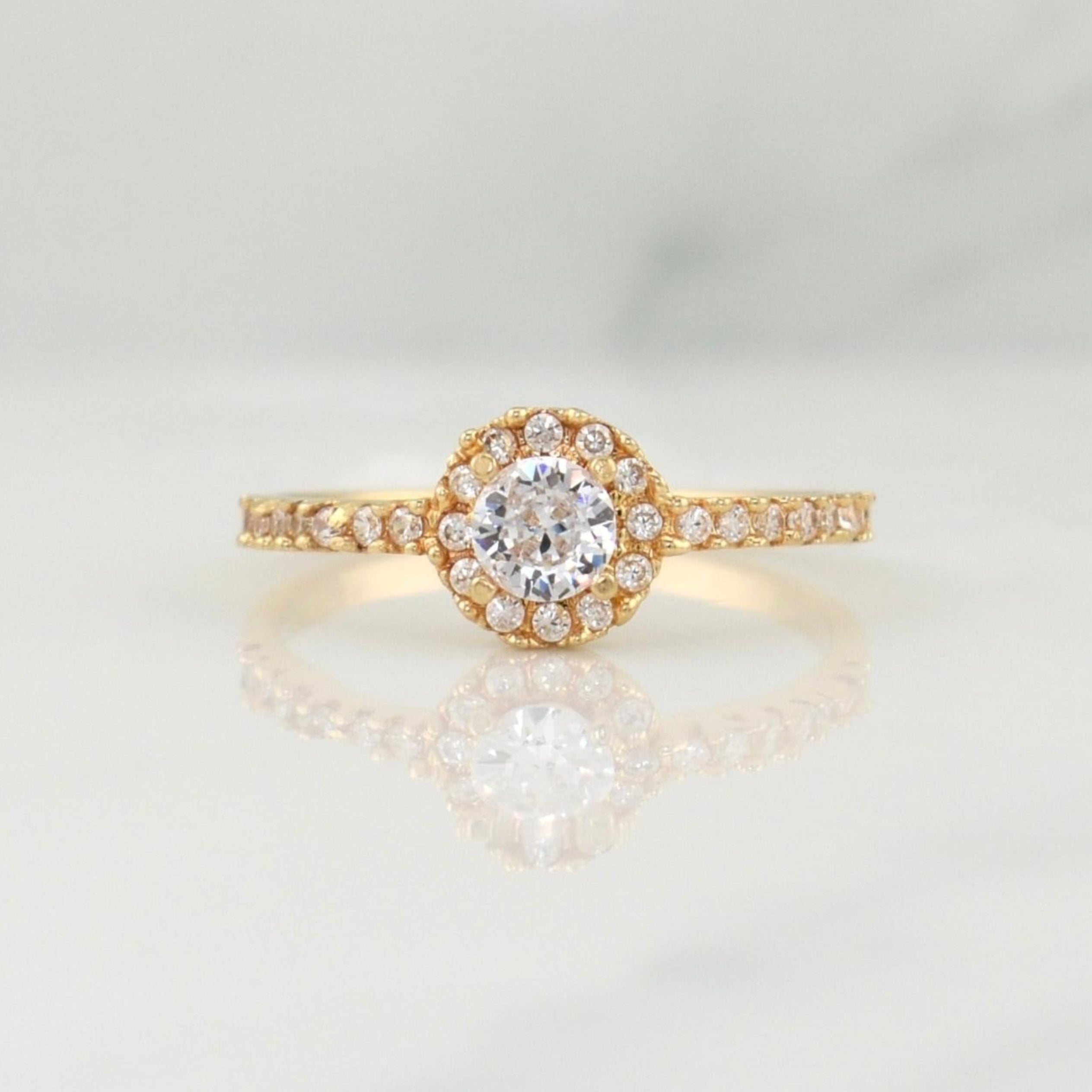 Anillo Halo Churumbela 2.3 g / T7,5 Oro Amarillo 18K