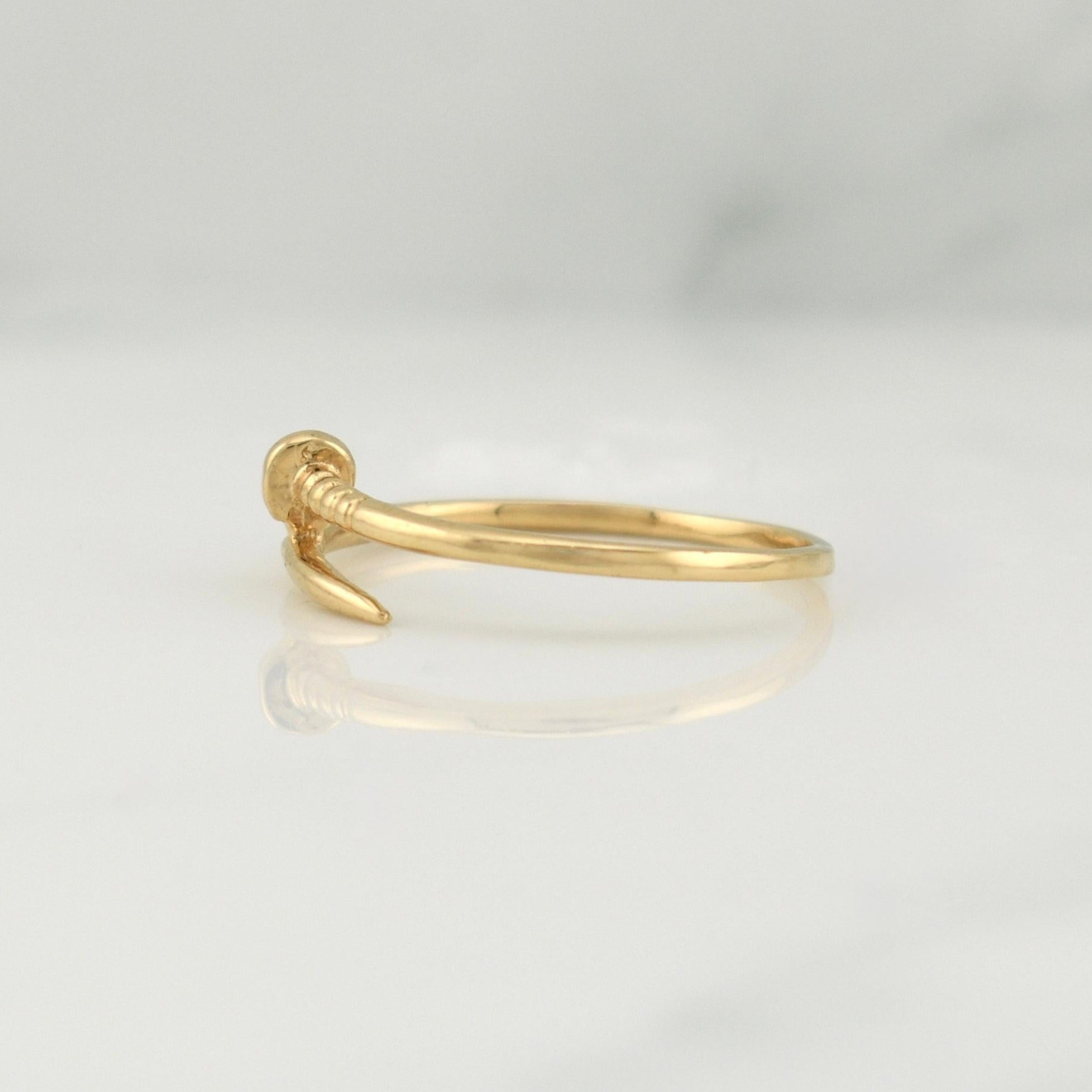 Nail Ring 1.4 g / T6 Yellow Gold 18K