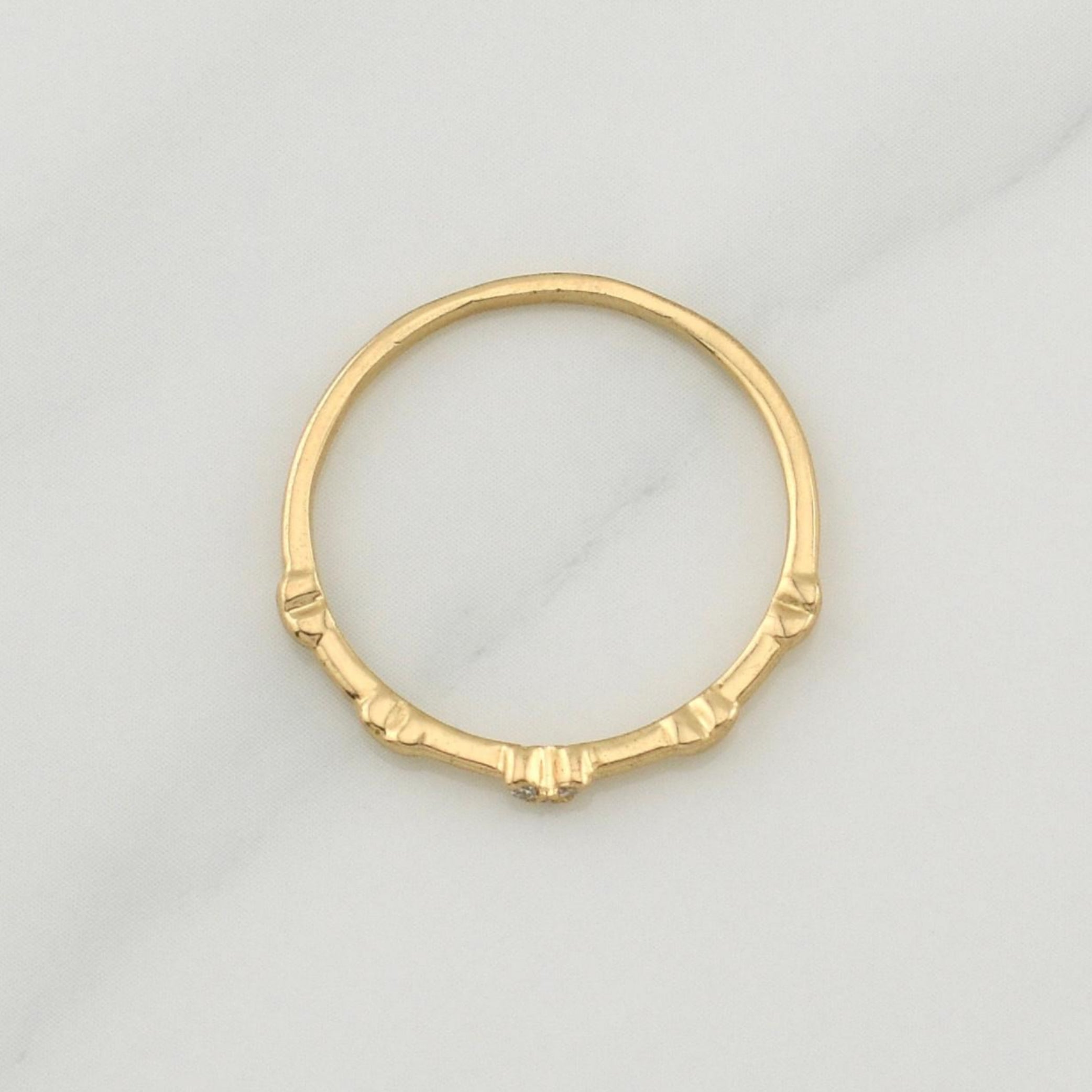 Anillo Mini Corazones 1.45 g / T7,75 Oro Amarillo 18K