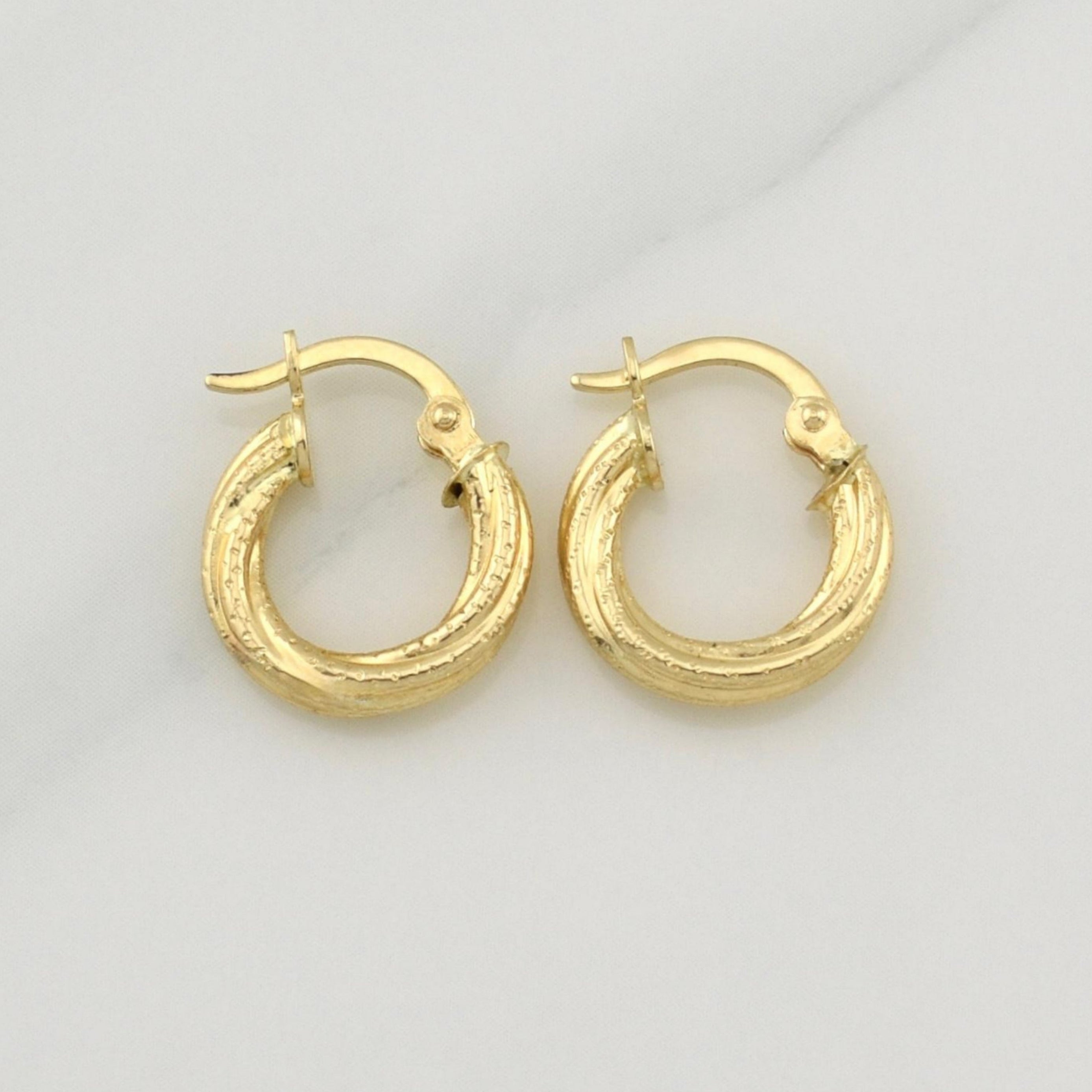 Hoop Earrings Lula 1.55 g / 1/2 in 18K Yellow Gold