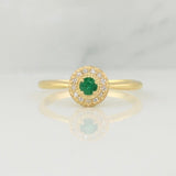 Emerald Halo Ring 0.11cts Diamonds 0.05cts 2.3g / Size 6.50 Yellow Gold 18K