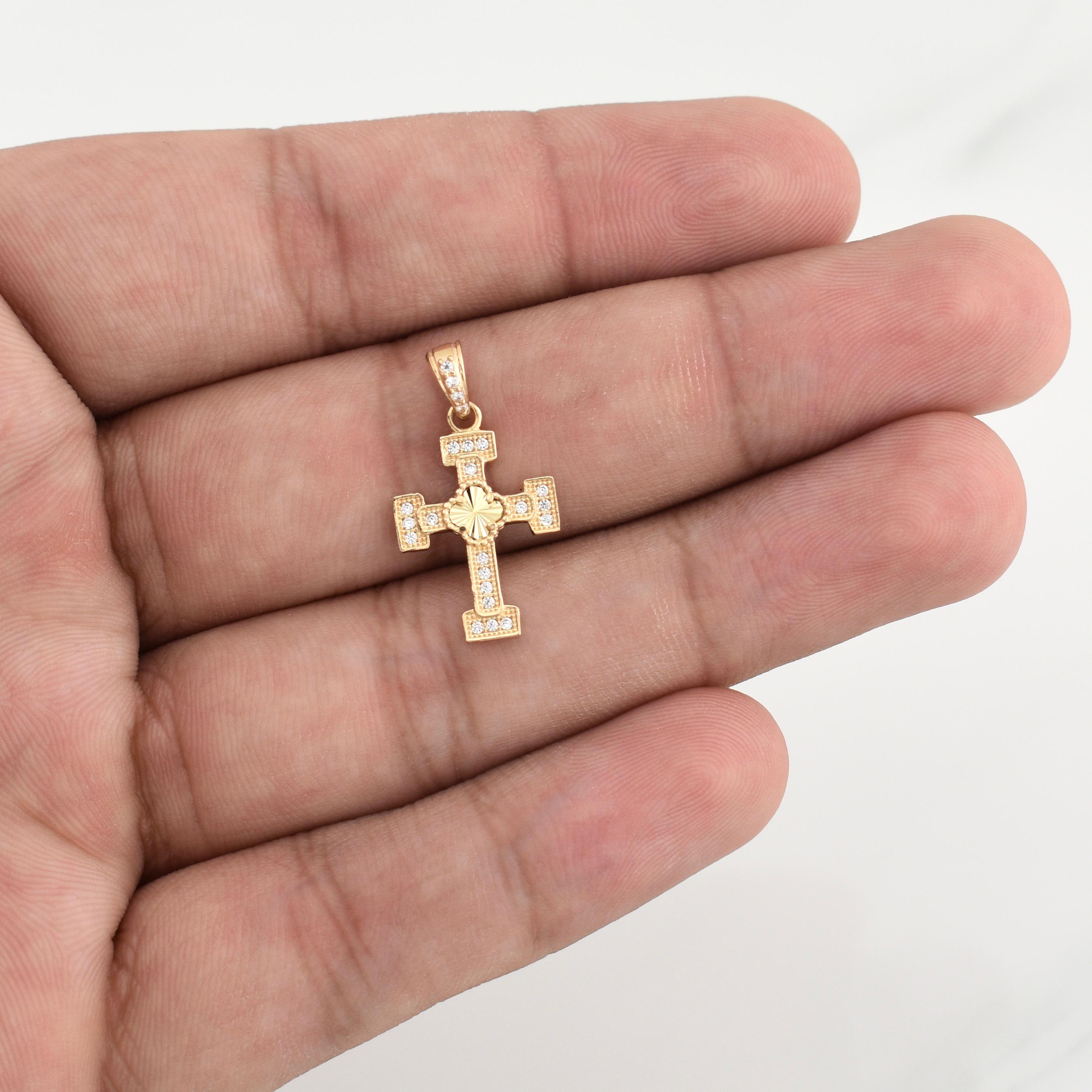 Dije Cruz Trebol 1.5g / 1 in Oro Amarillo 18K