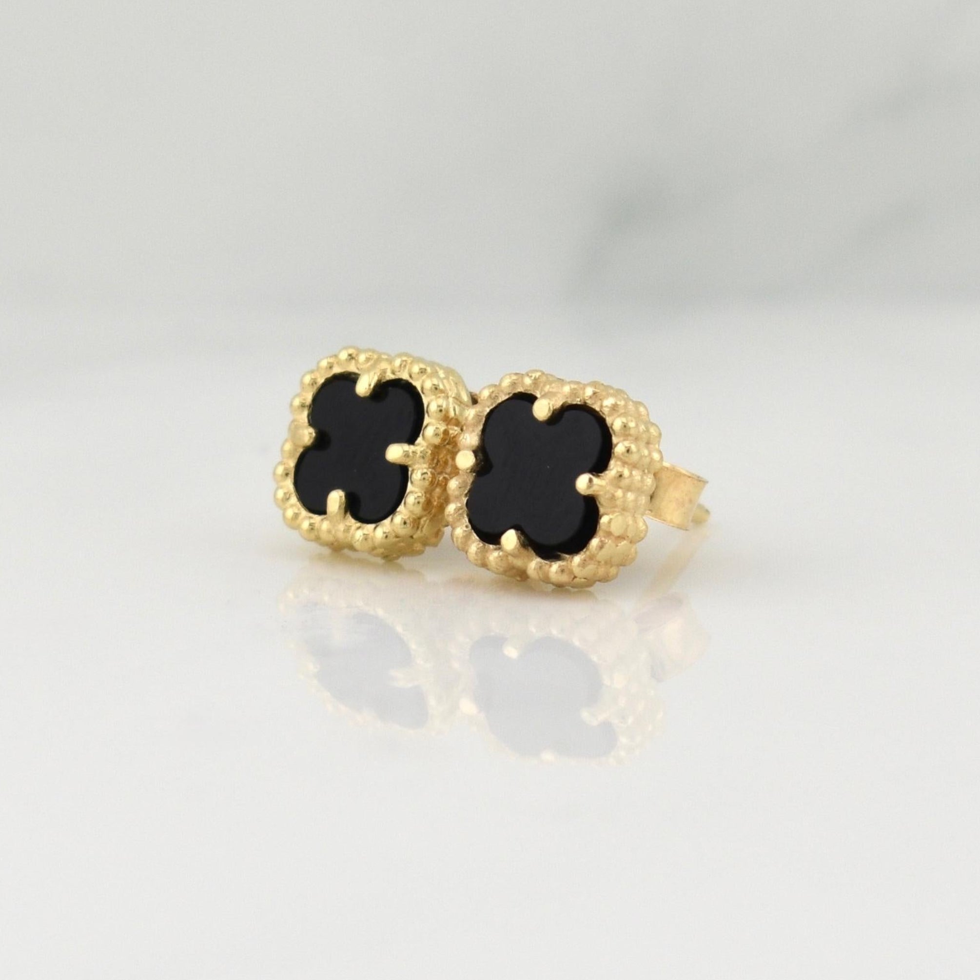 Topos Trebol 2.15g / in / 7.3mm Oro Amarillo 18K