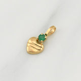 Pendant Striped Heart Emerald 0.06pts 0.3g / 1/2 in 18K Yellow Gold