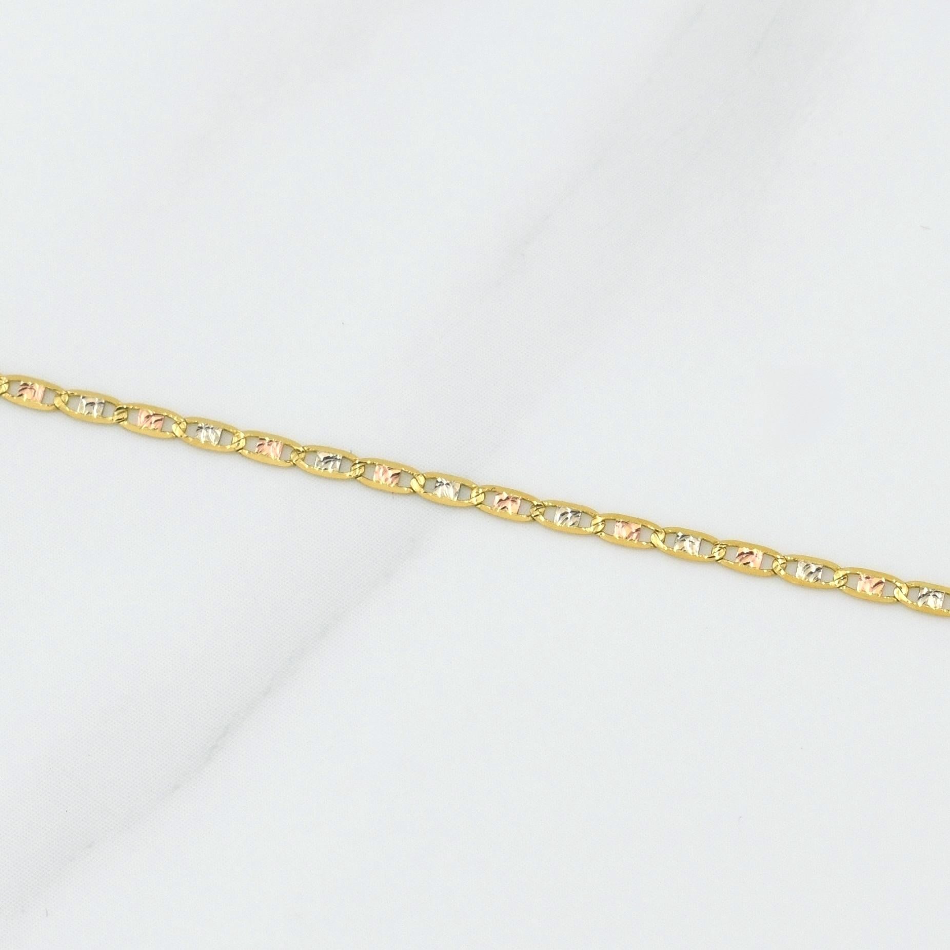 Flat Mariner Chain 1.45g / 20 in / 1.35mm Three Golds 18K