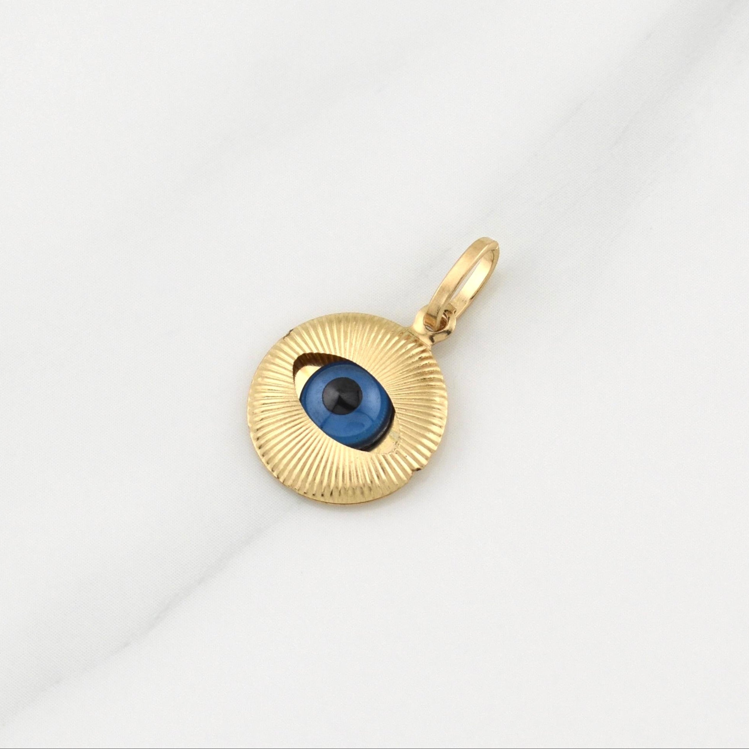 Dije Ojo Turco 1g / 3/4 in Oro Amarillo 18K