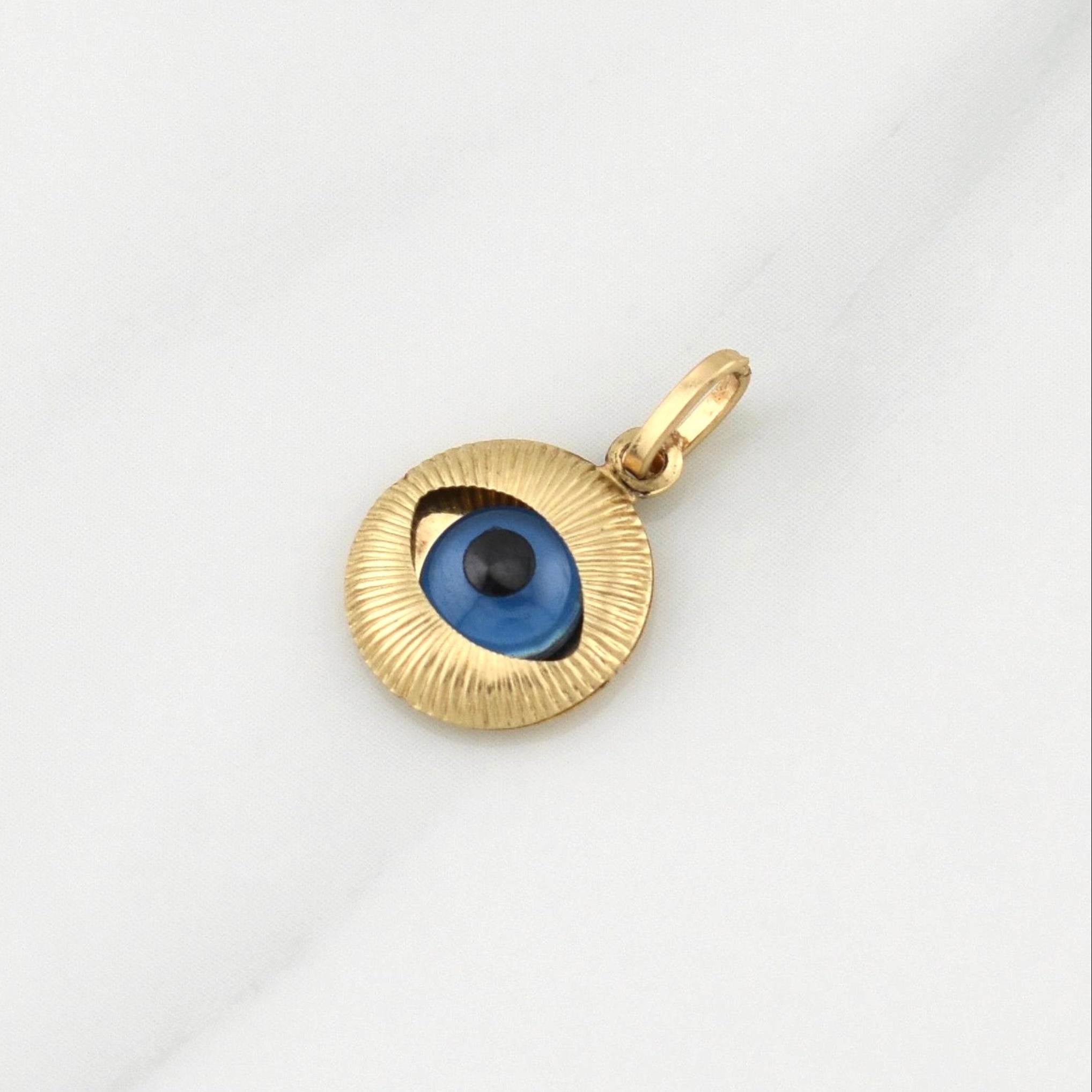 Dije Ojo Turco 0.95g / 3/4 in Oro Amarillo 18K