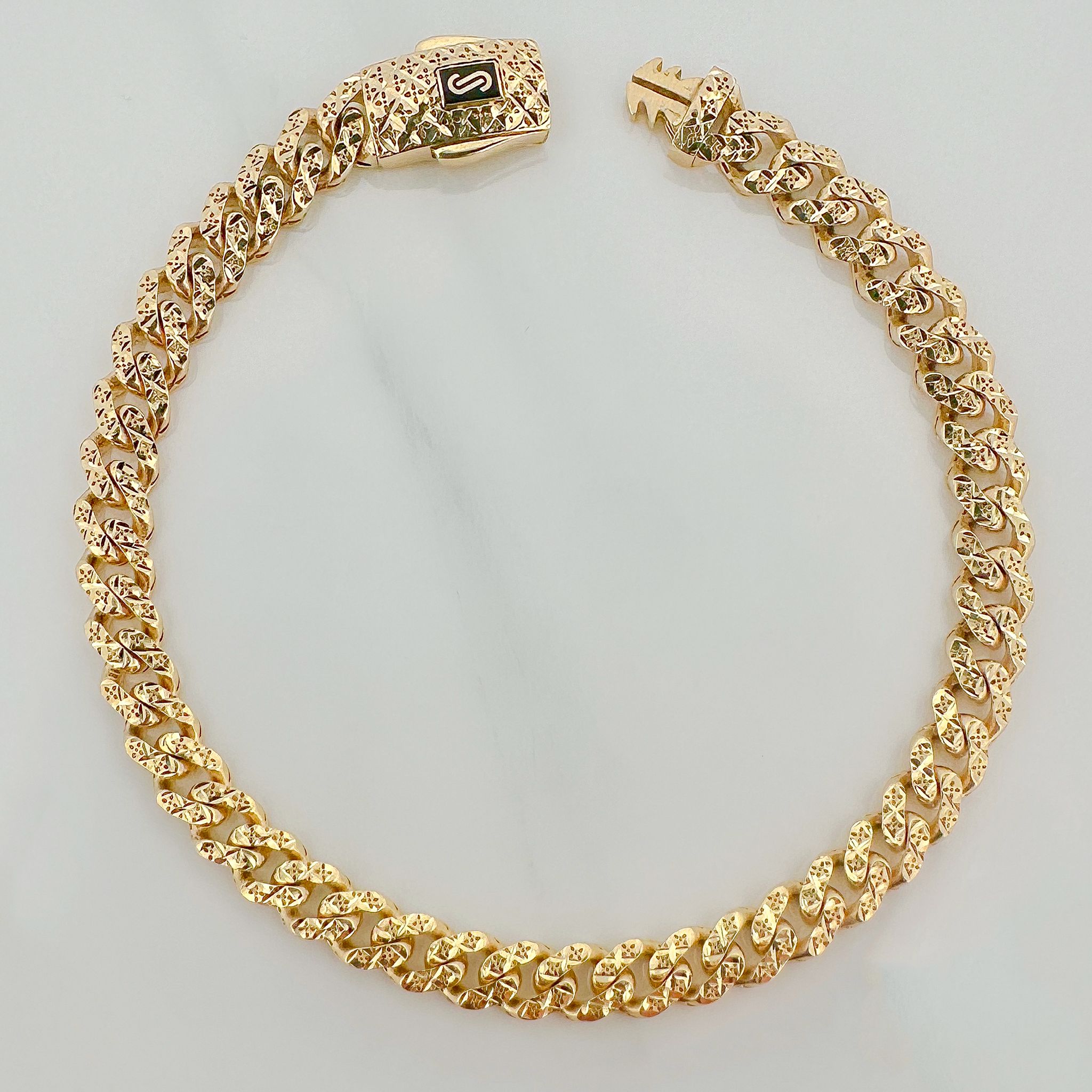 Cuban Links Bracelet Infinity 9.45gr / 8in / 18K Gold +4!