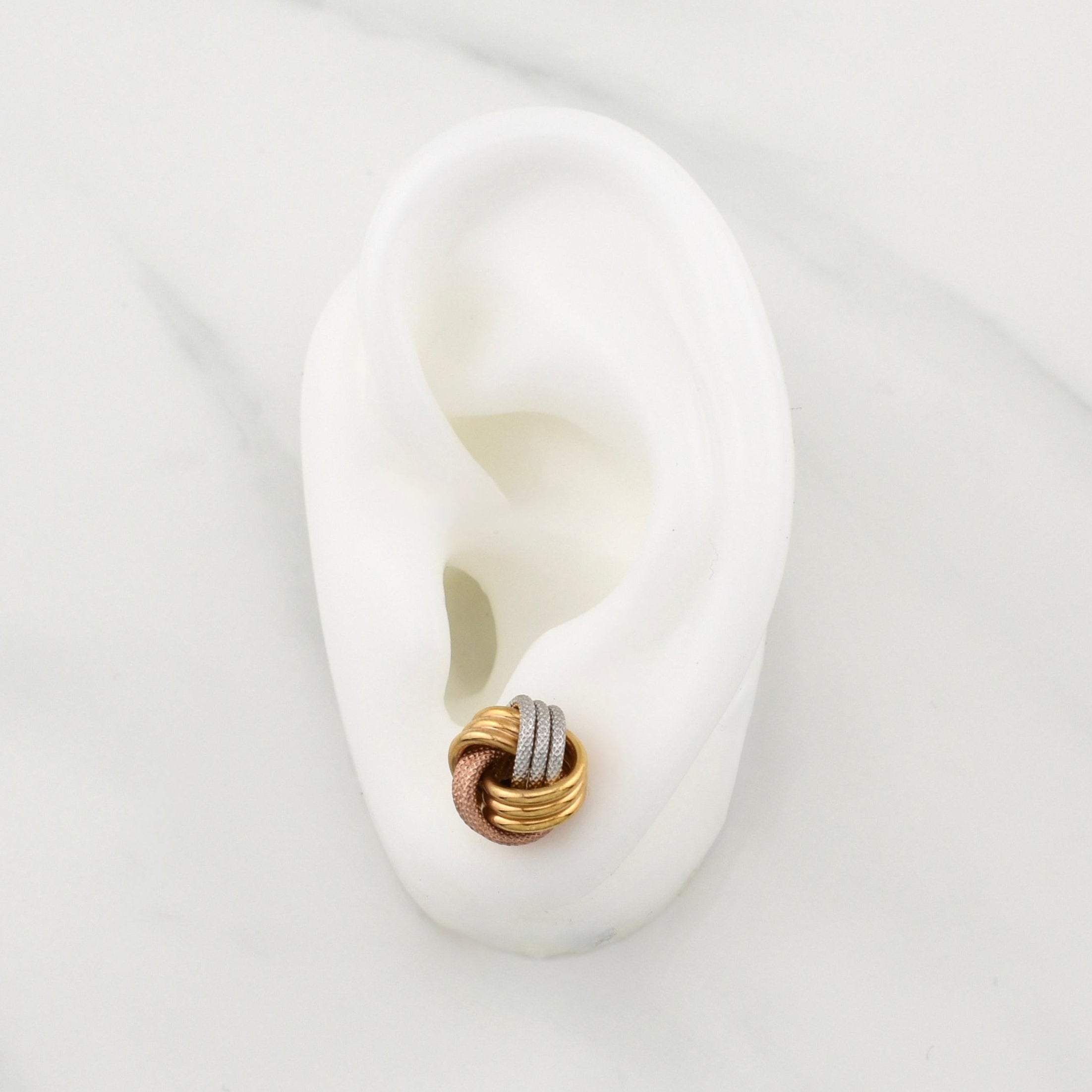 Topos Helice Semi Diamantado 1.8gr / 12.8mm Tres Oros +4 18K !