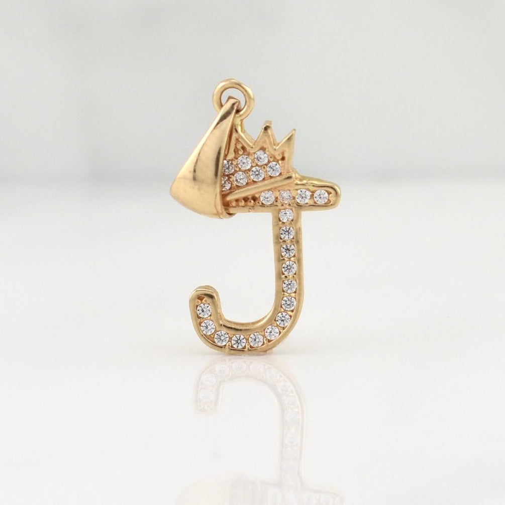 Dije Letra J Corona 1.4gr / 1 in / Oro Amarillo 18K !