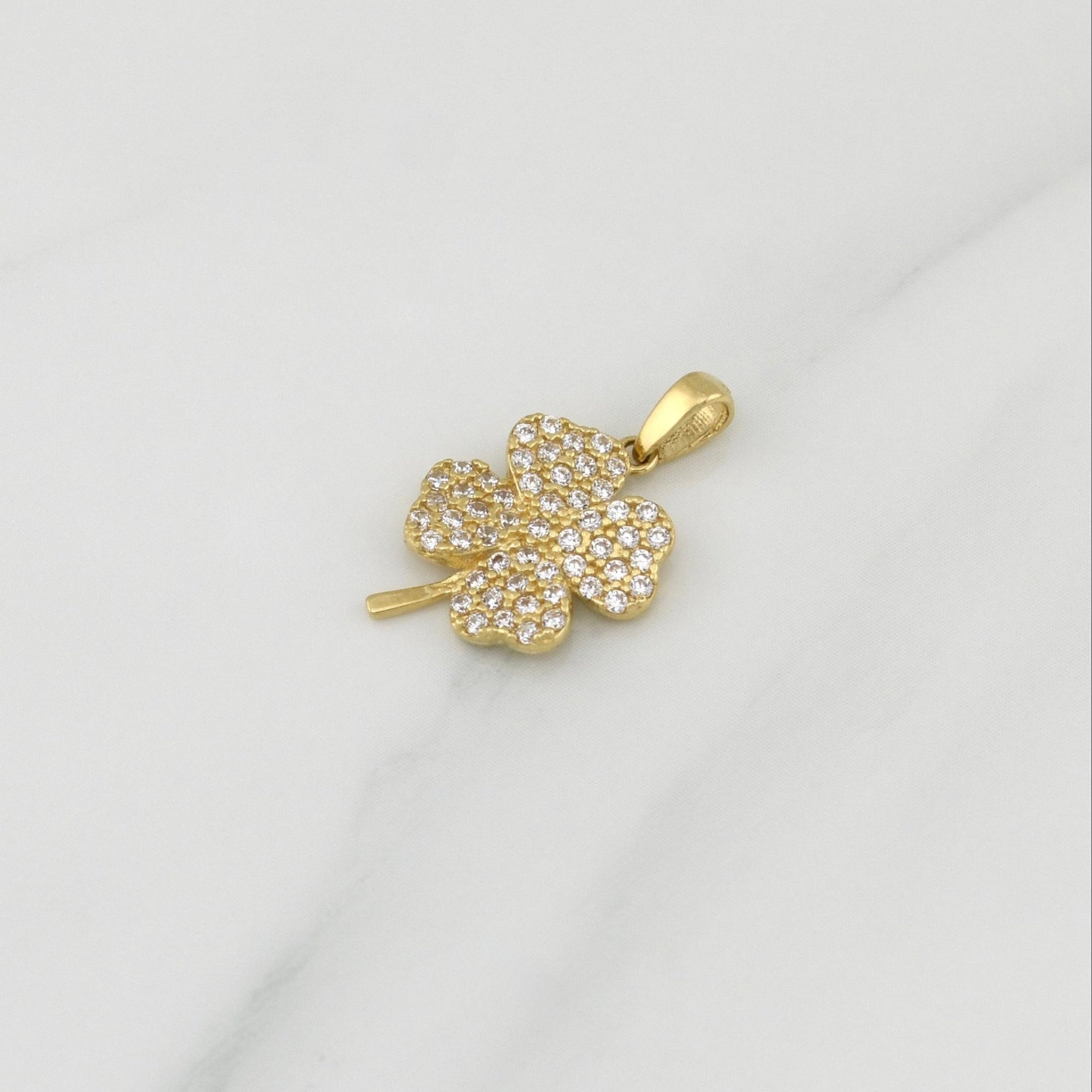 Dije Trebol 1.55 g / 3/4 in Oro Amarillo 18K